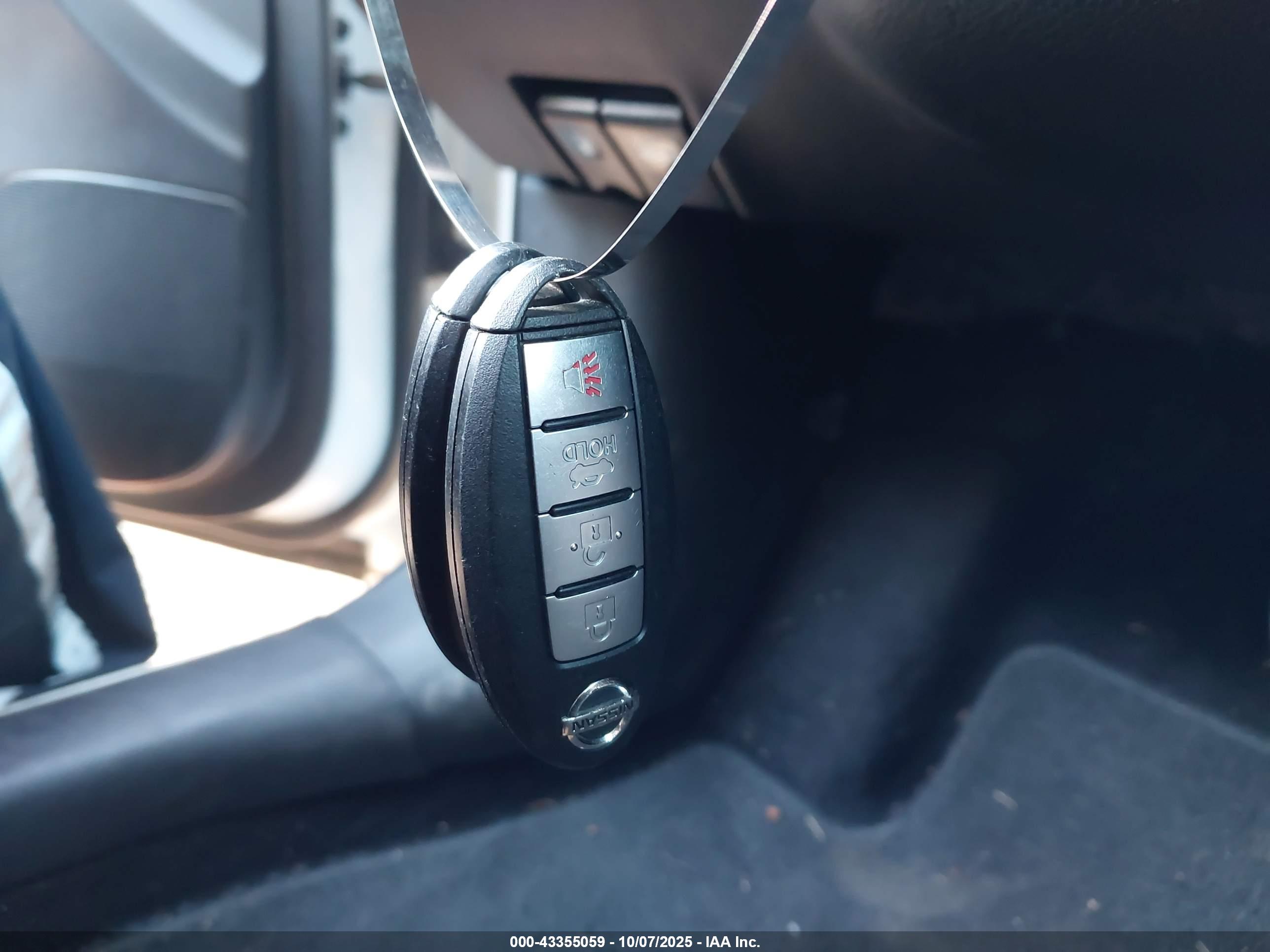 NISSAN SENTRA image 11