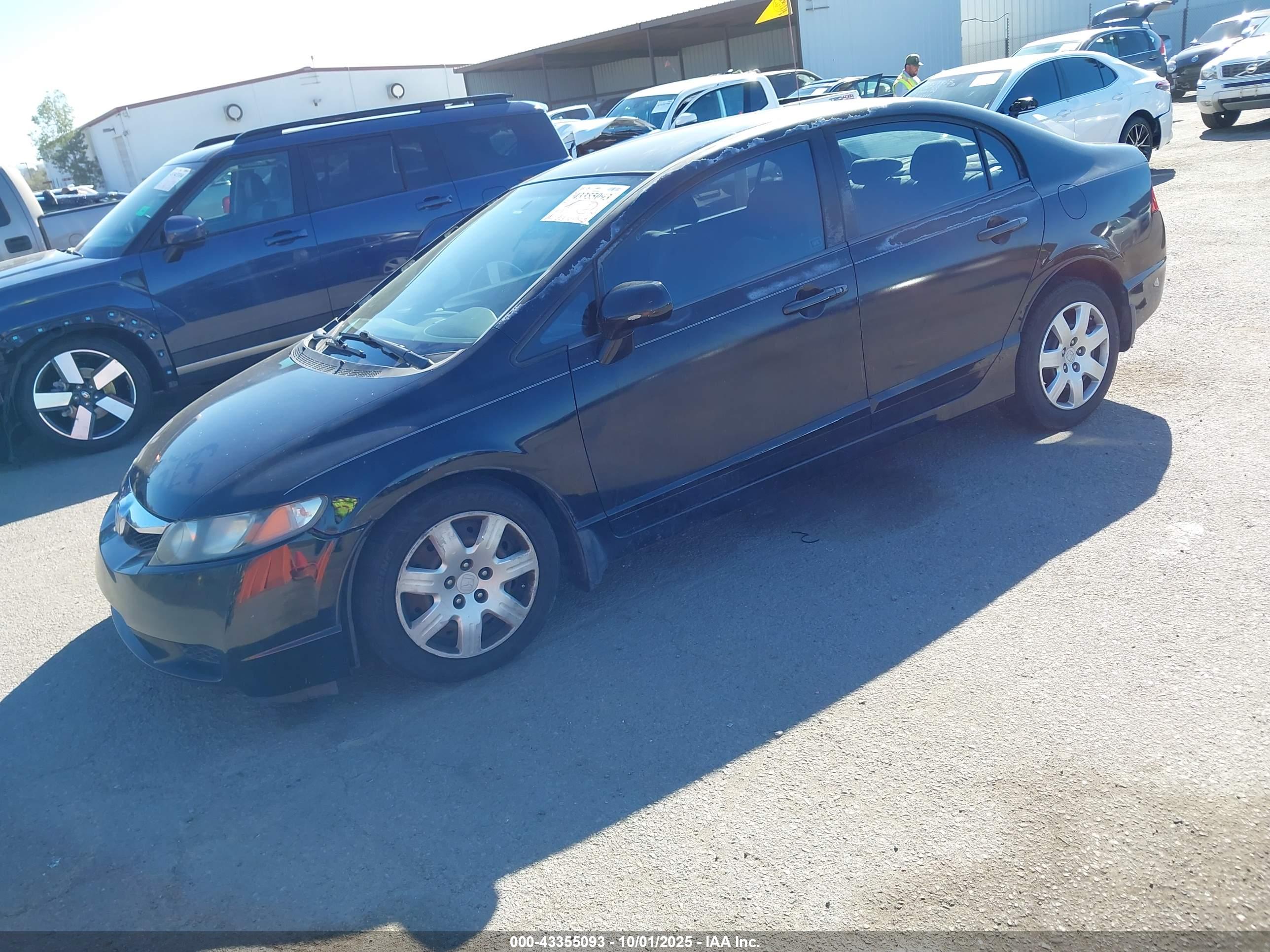 HONDA CIVIC image 2