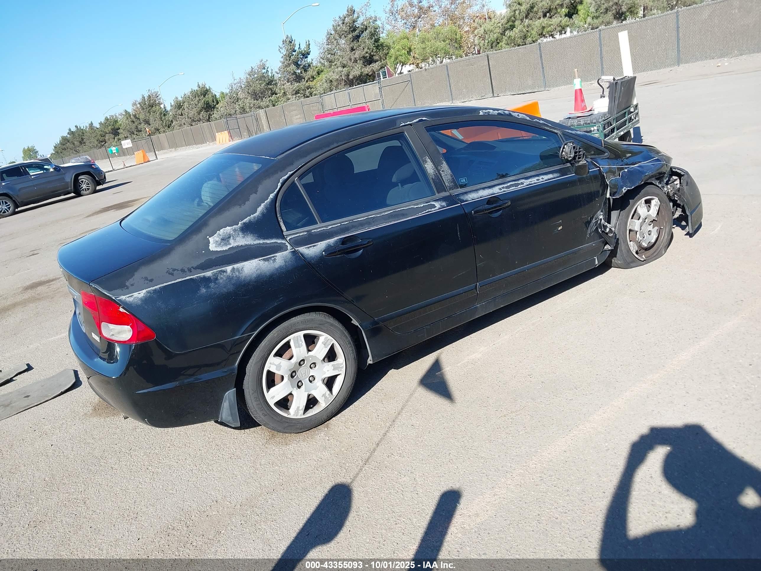 HONDA CIVIC image 4