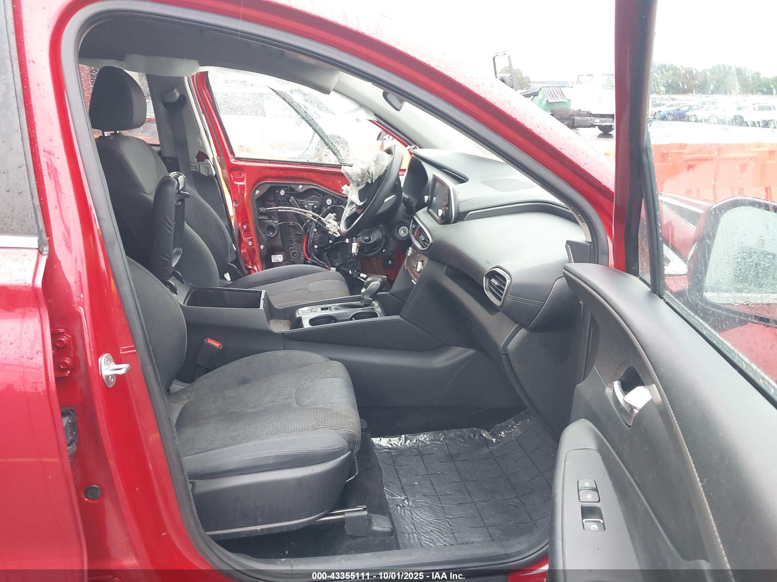 HYUNDAI SANTA image 5