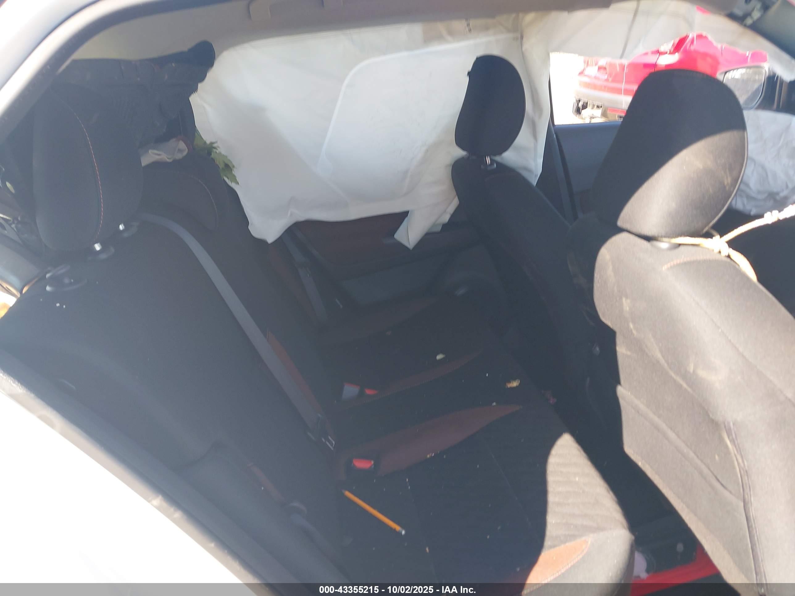 NISSAN KICKS image 8