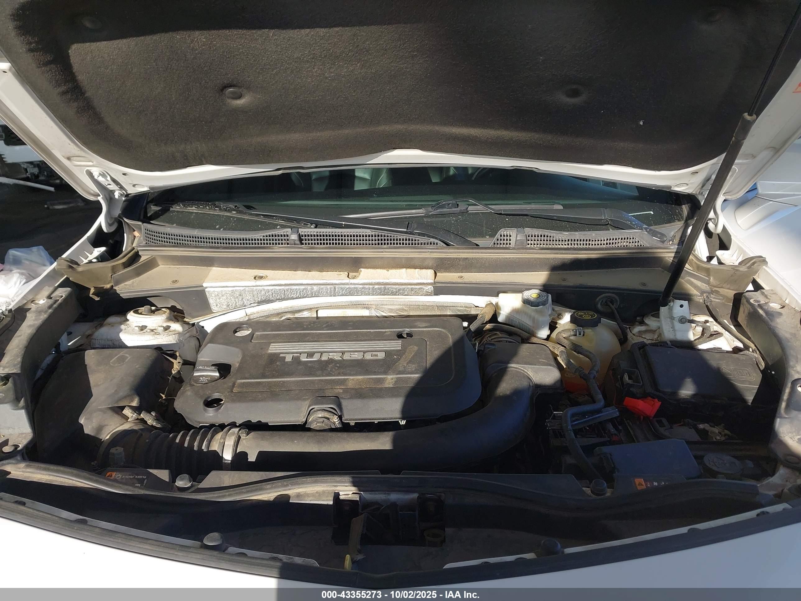 CADILLAC XT4 image 10