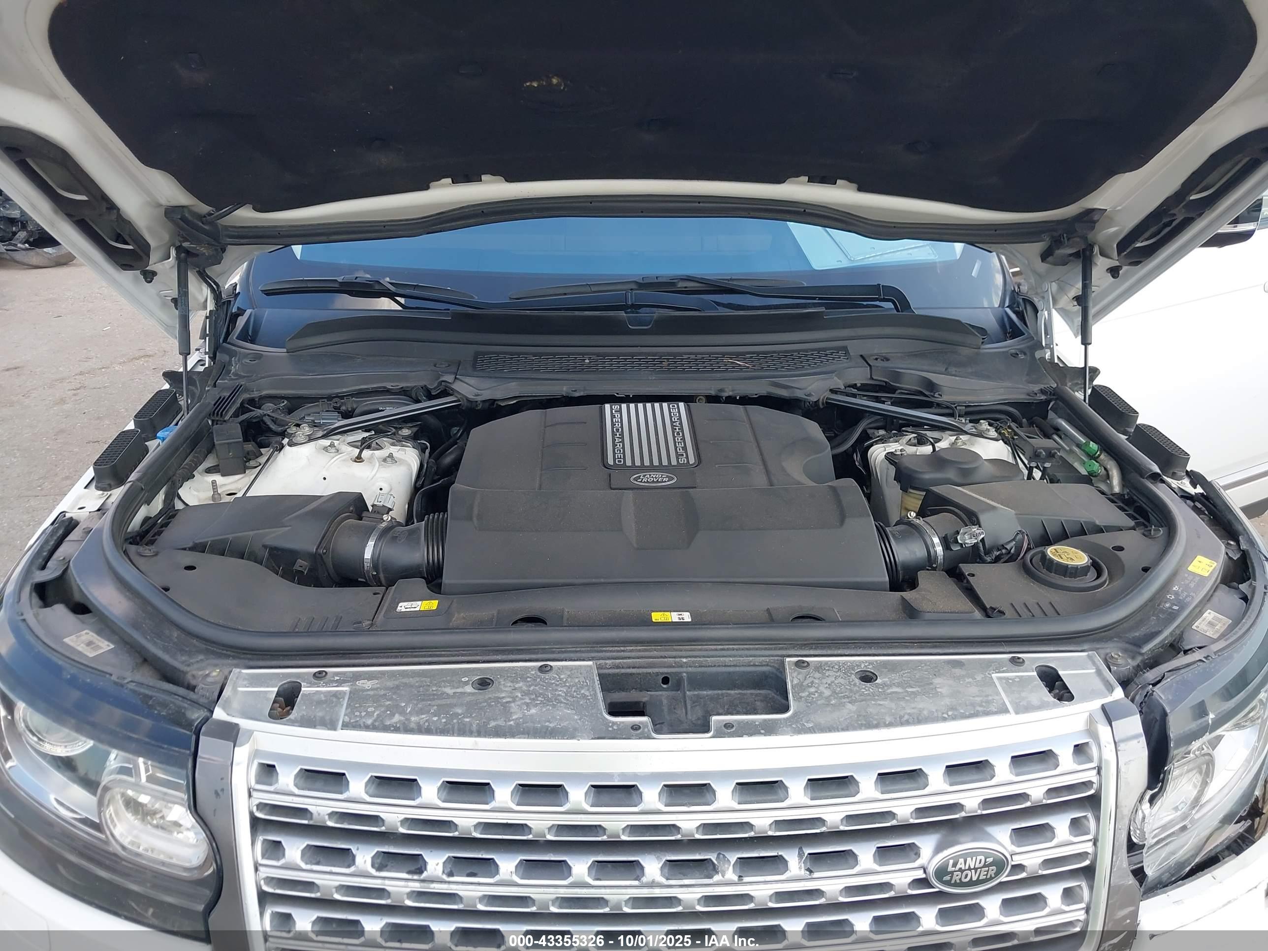 LAND ROVER image 10