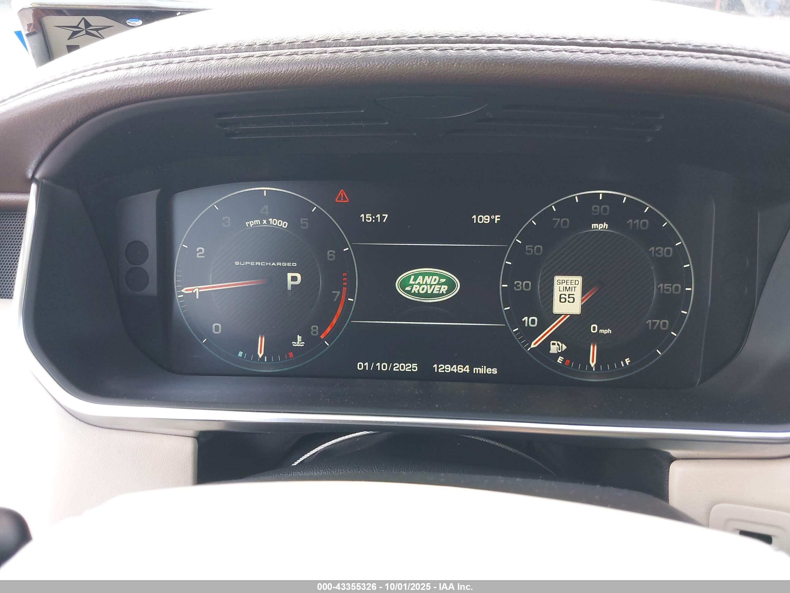 LAND ROVER image 7