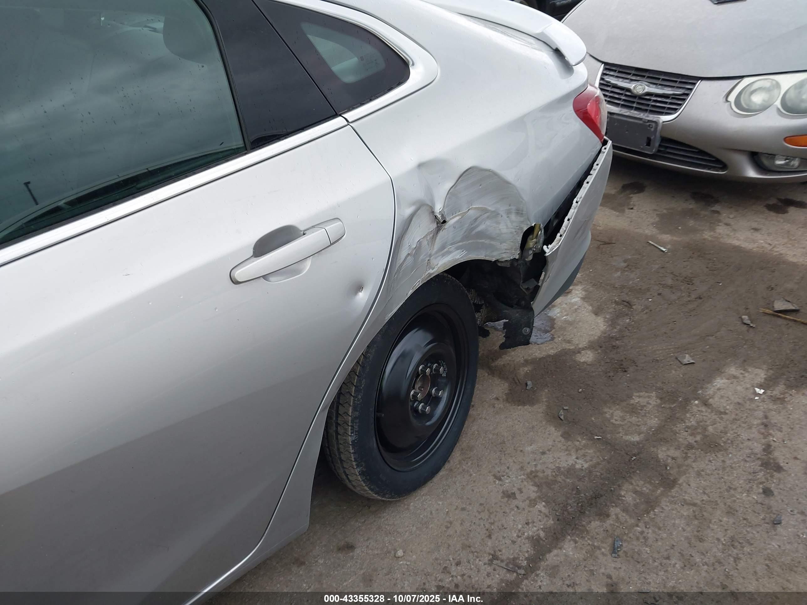 CHEVROLET MALIBU image 6