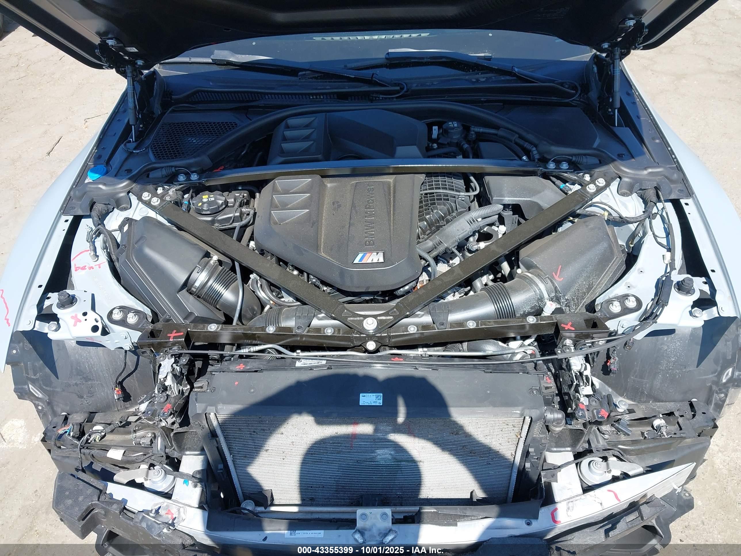 BMW M4 image 10