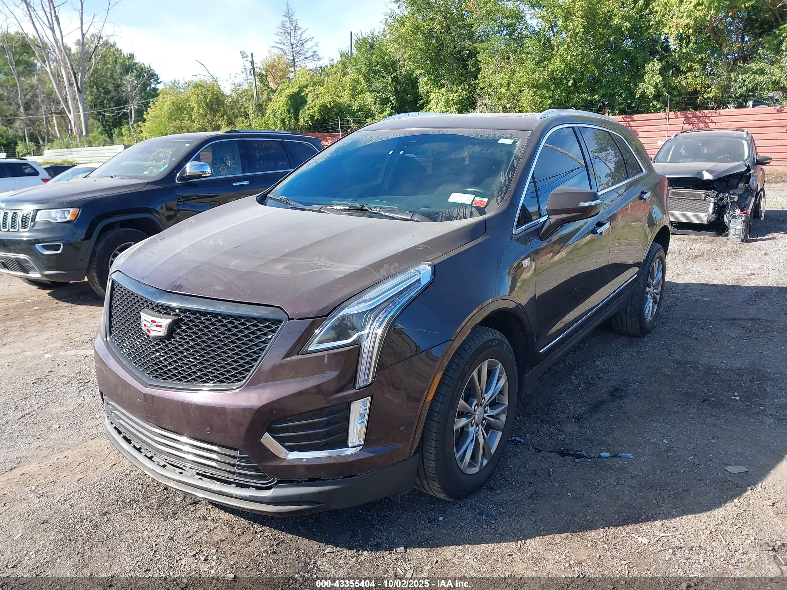 CADILLAC XT5 image 2