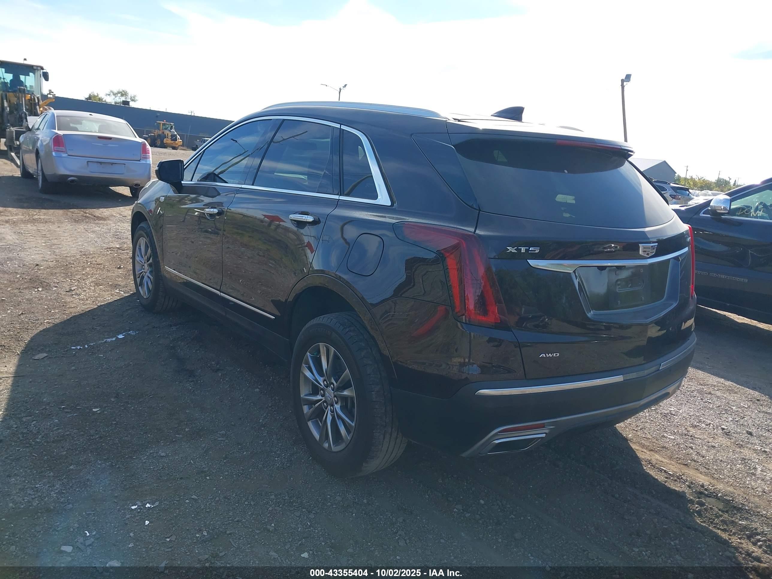 CADILLAC XT5 image 3
