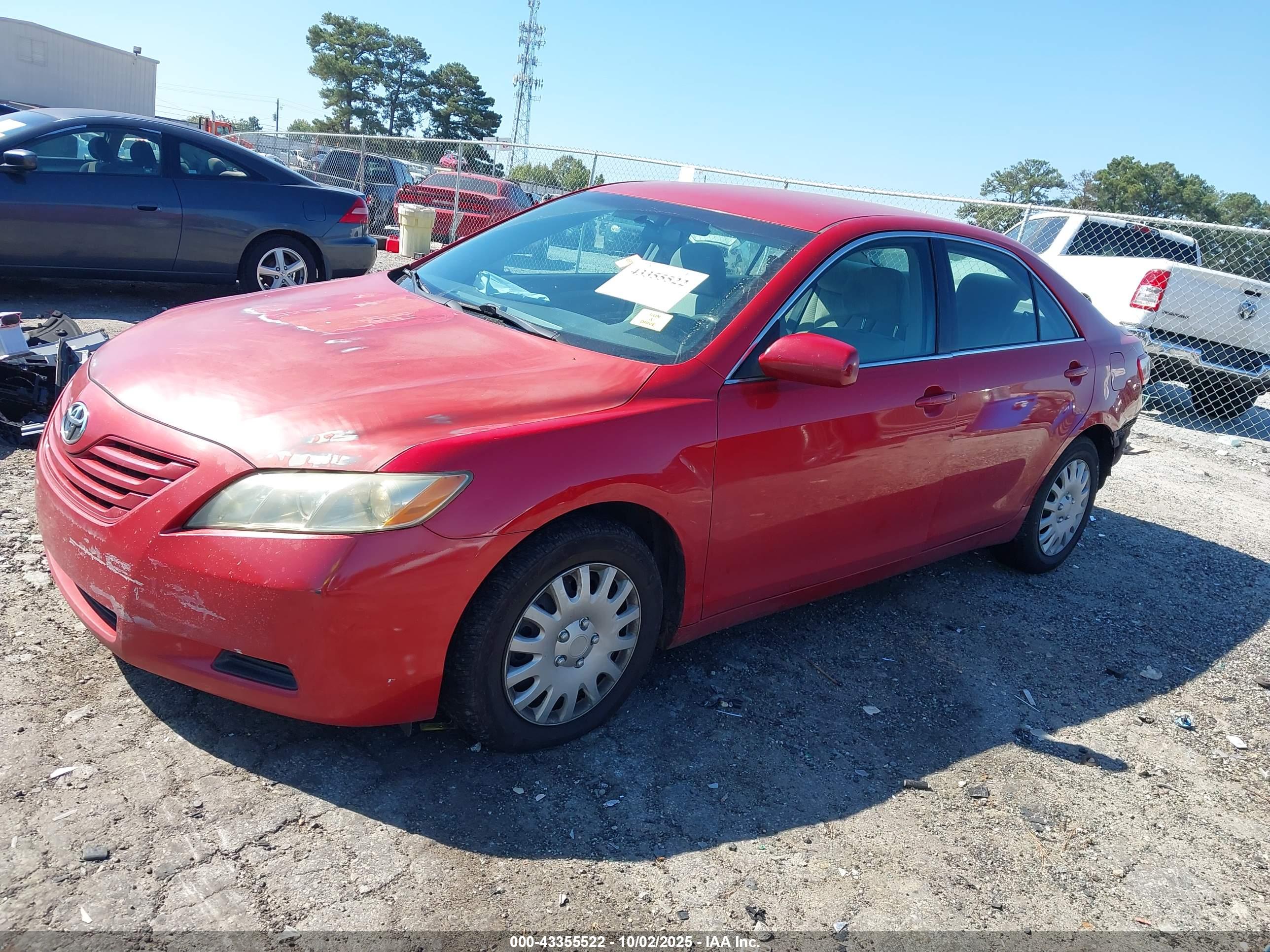 TOYOTA CAMRY image 2