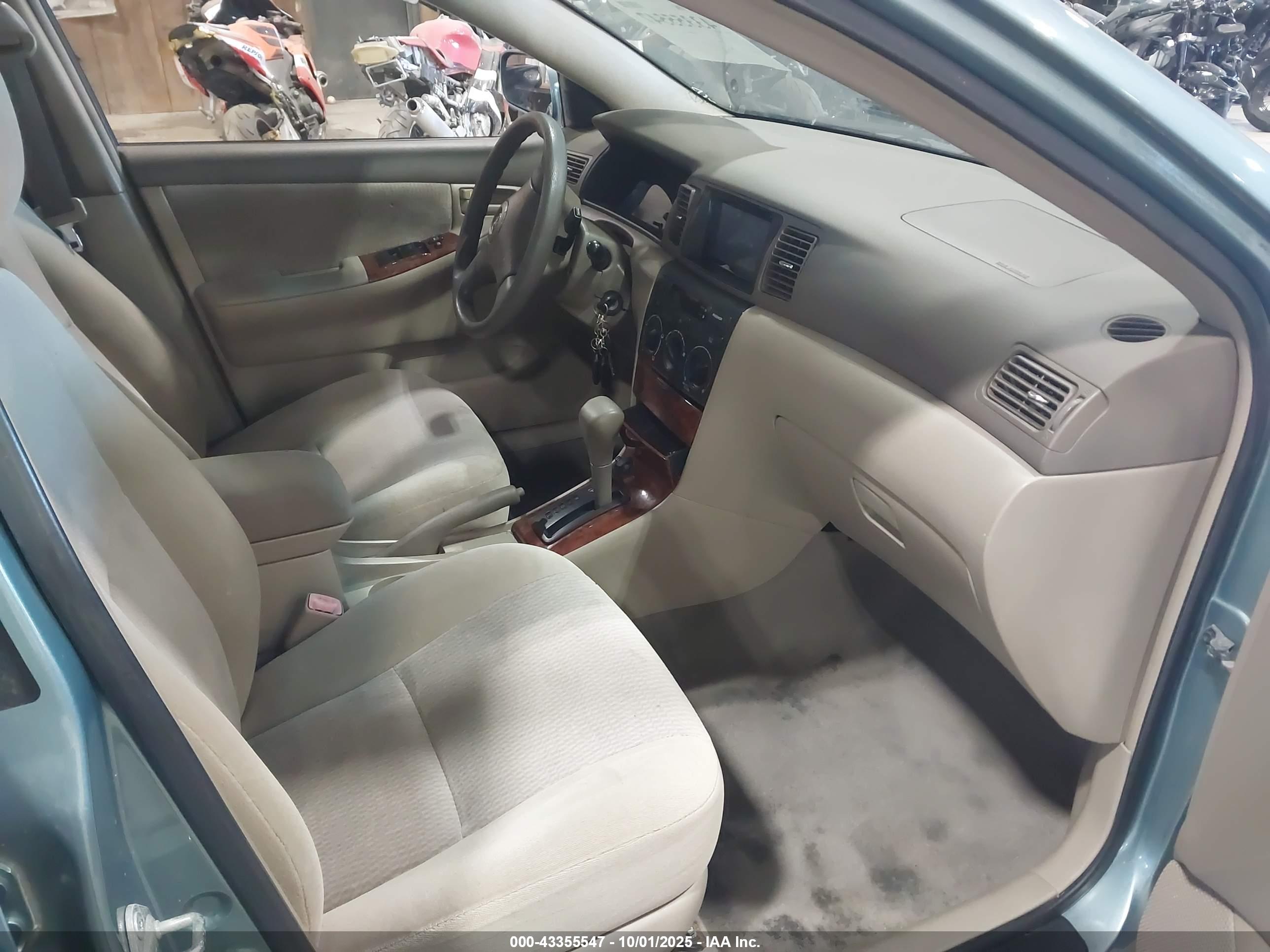 TOYOTA COROLLA image 5