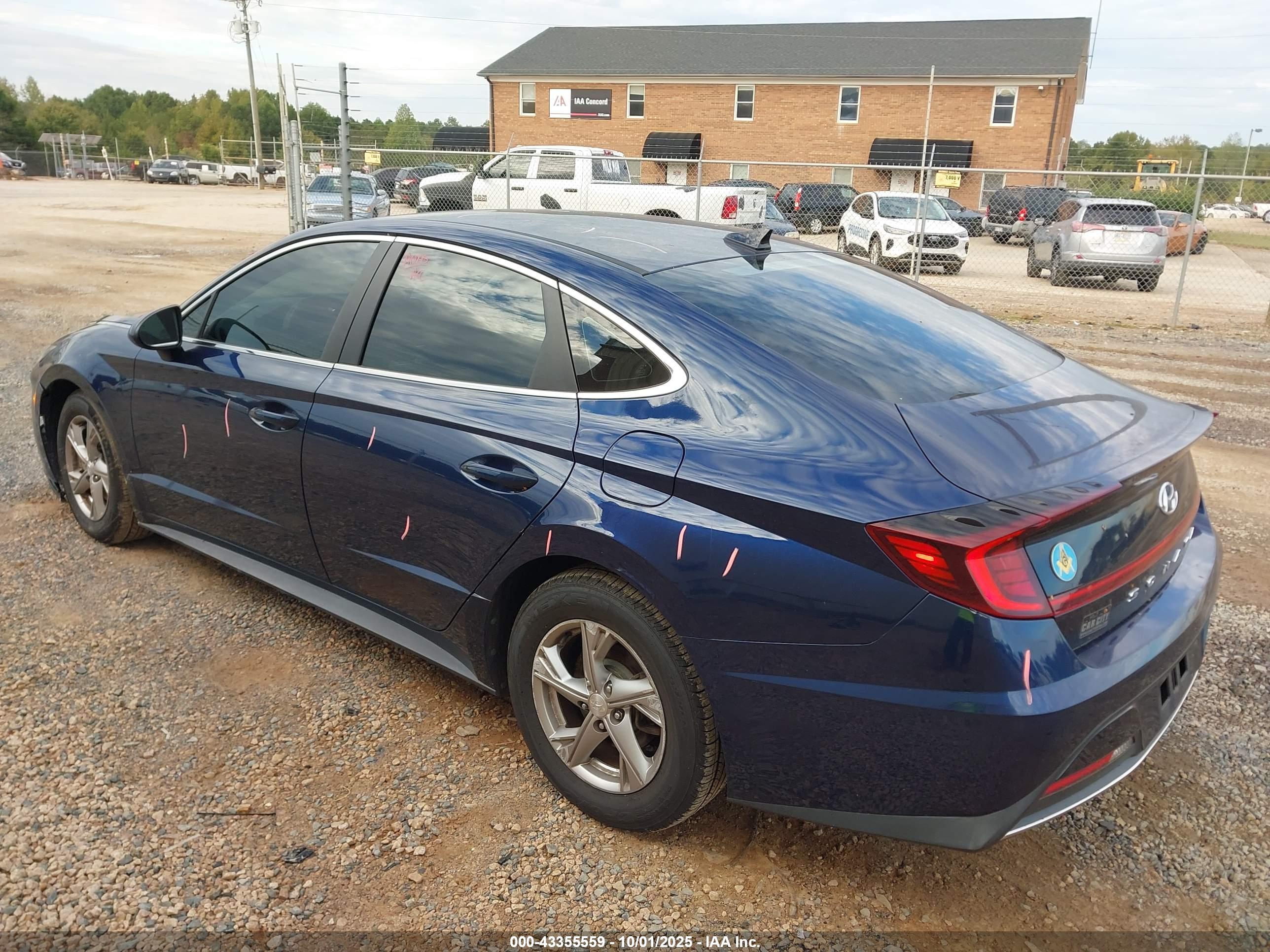 HYUNDAI SONATA image 3