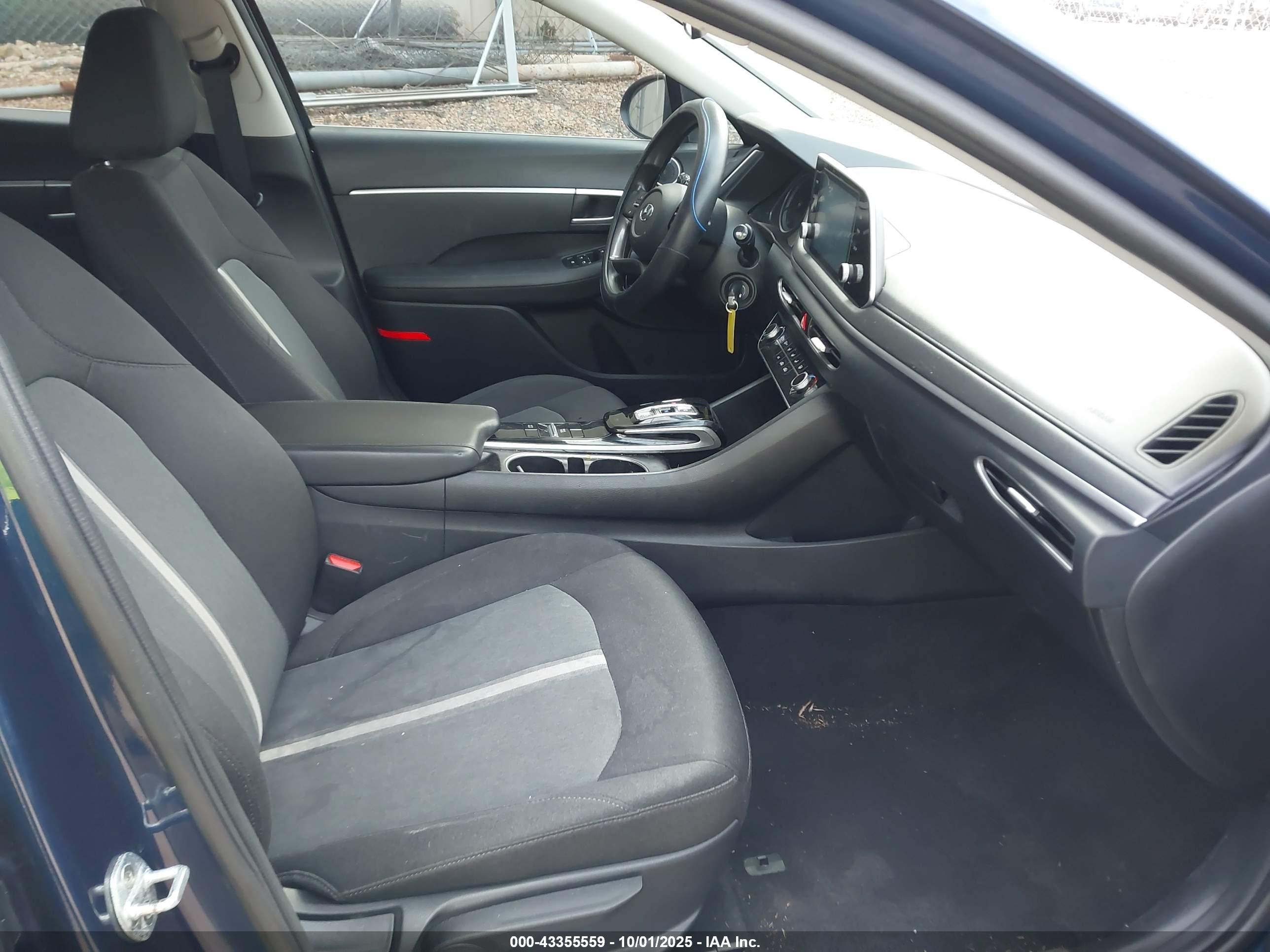 HYUNDAI SONATA image 5
