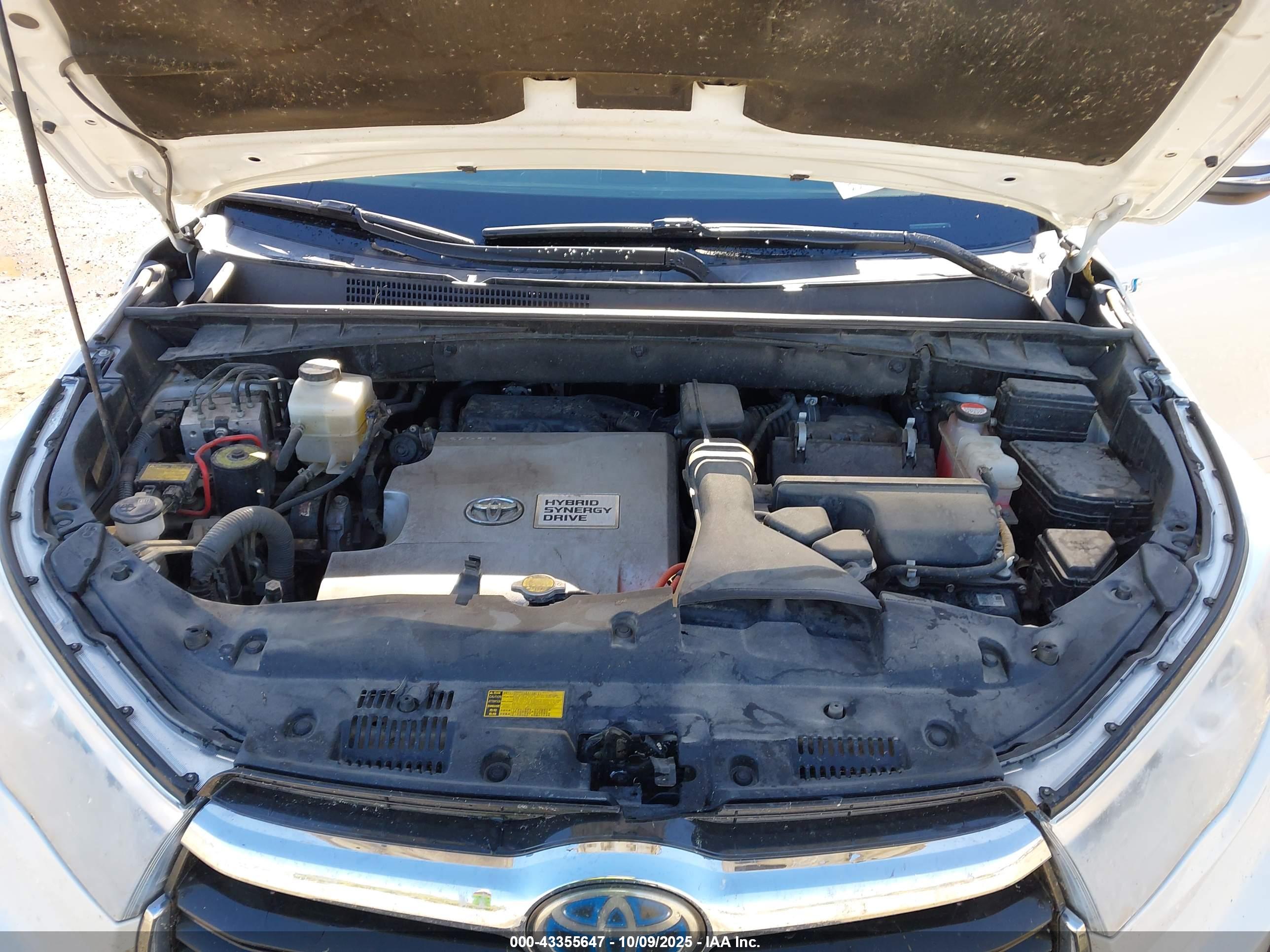 TOYOTA HIGHLANDER image 10