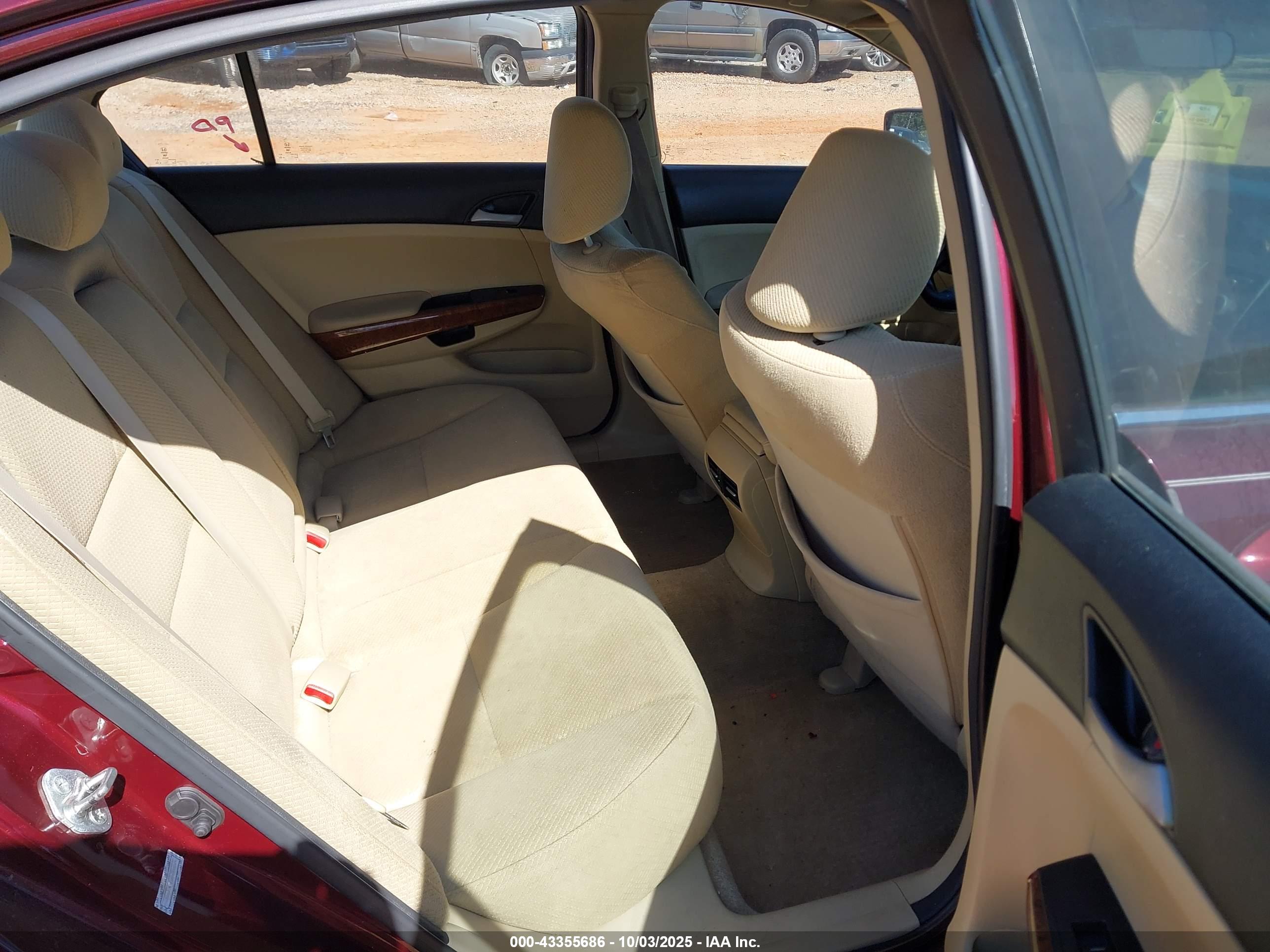 HONDA ACCORD image 8