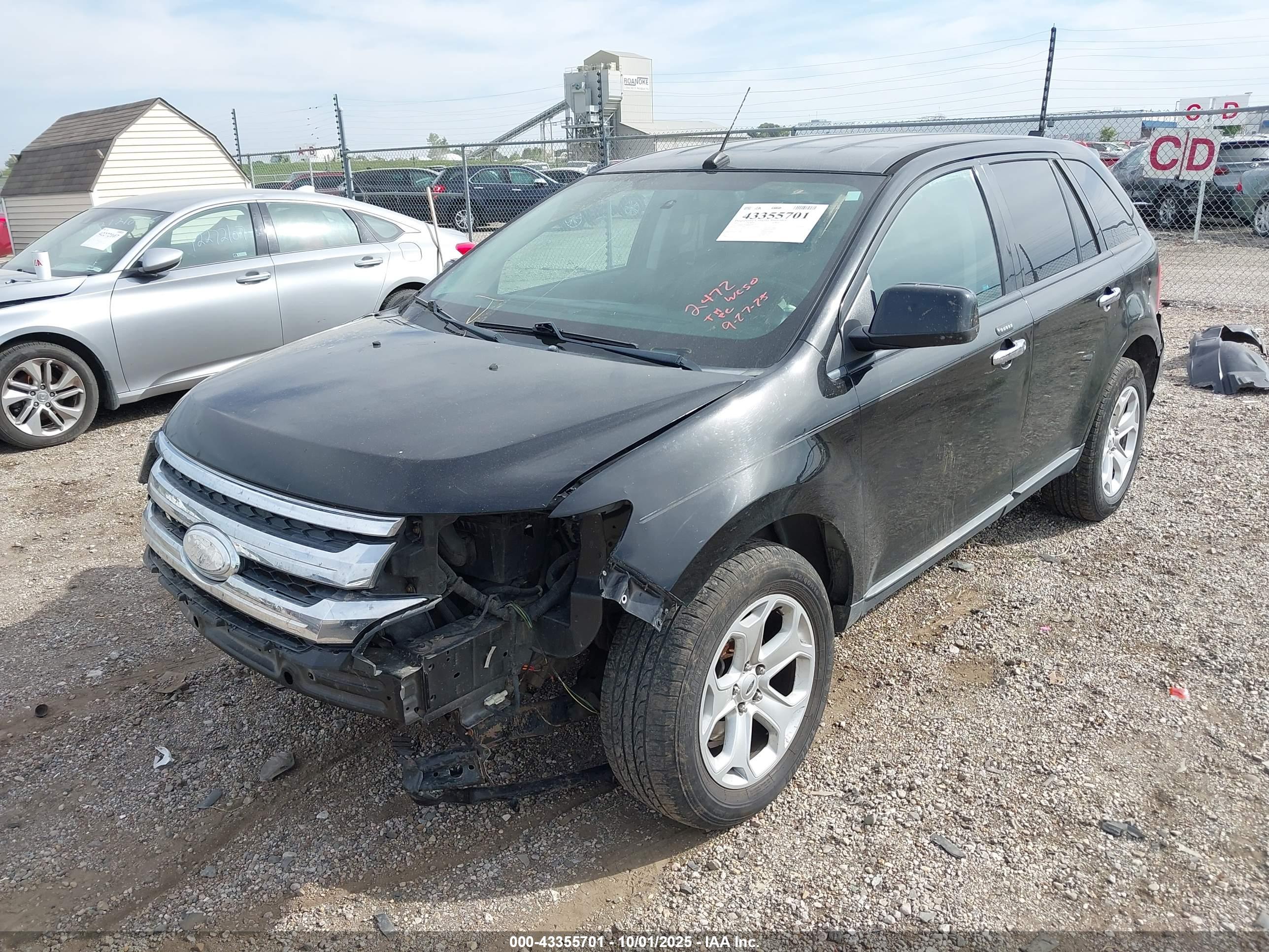 FORD EDGE image 2
