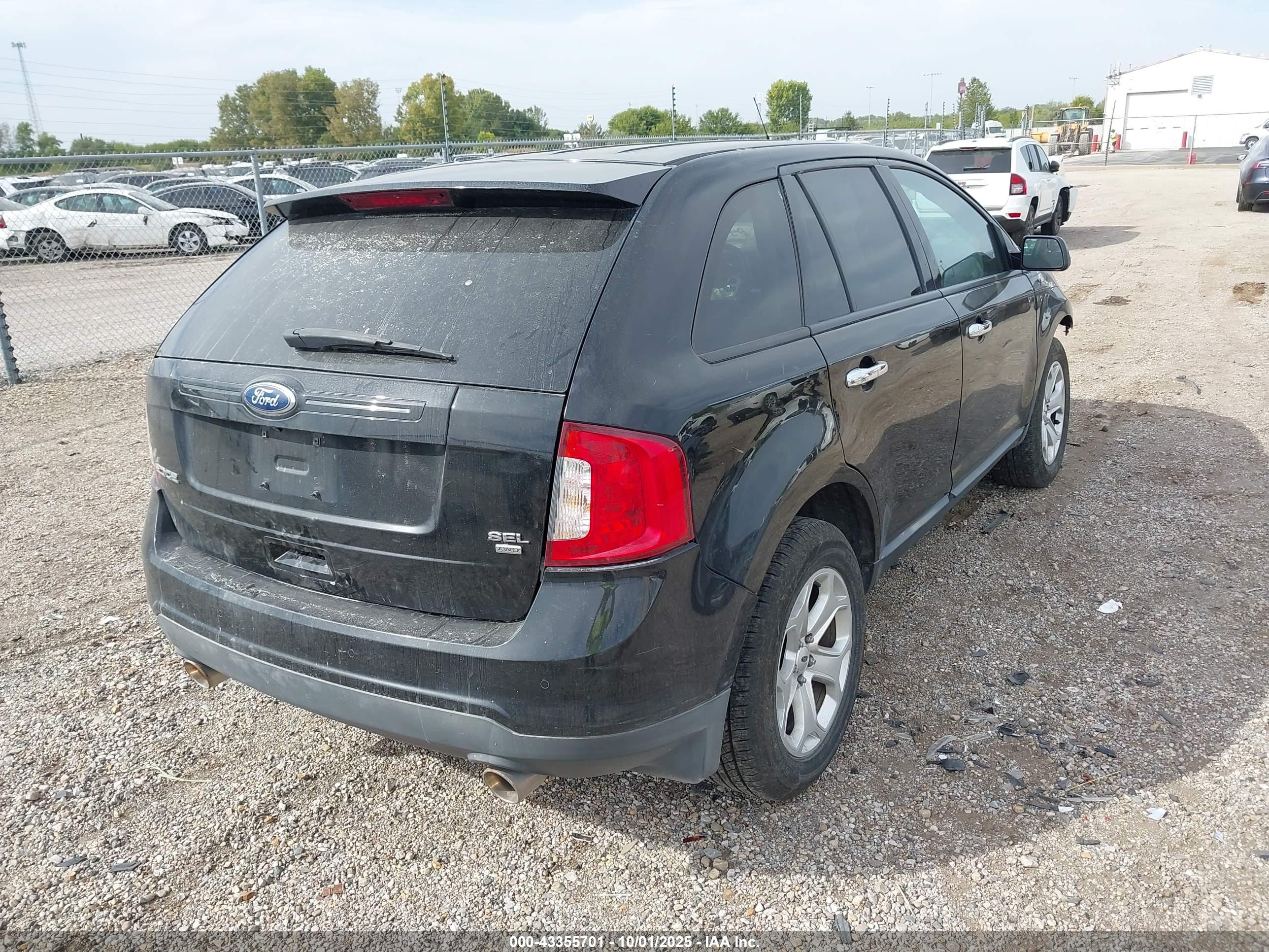 FORD EDGE image 4