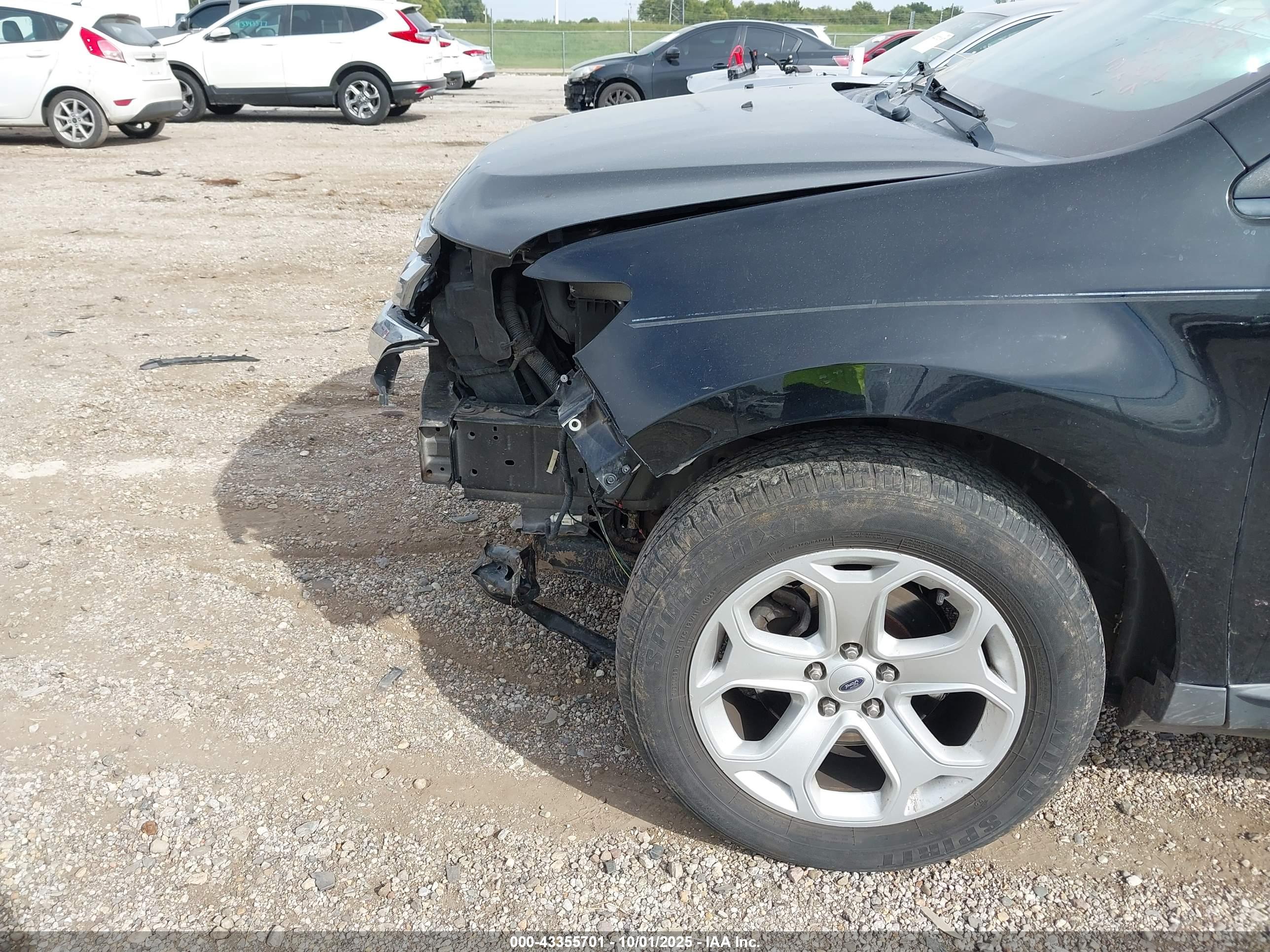 FORD EDGE image 6