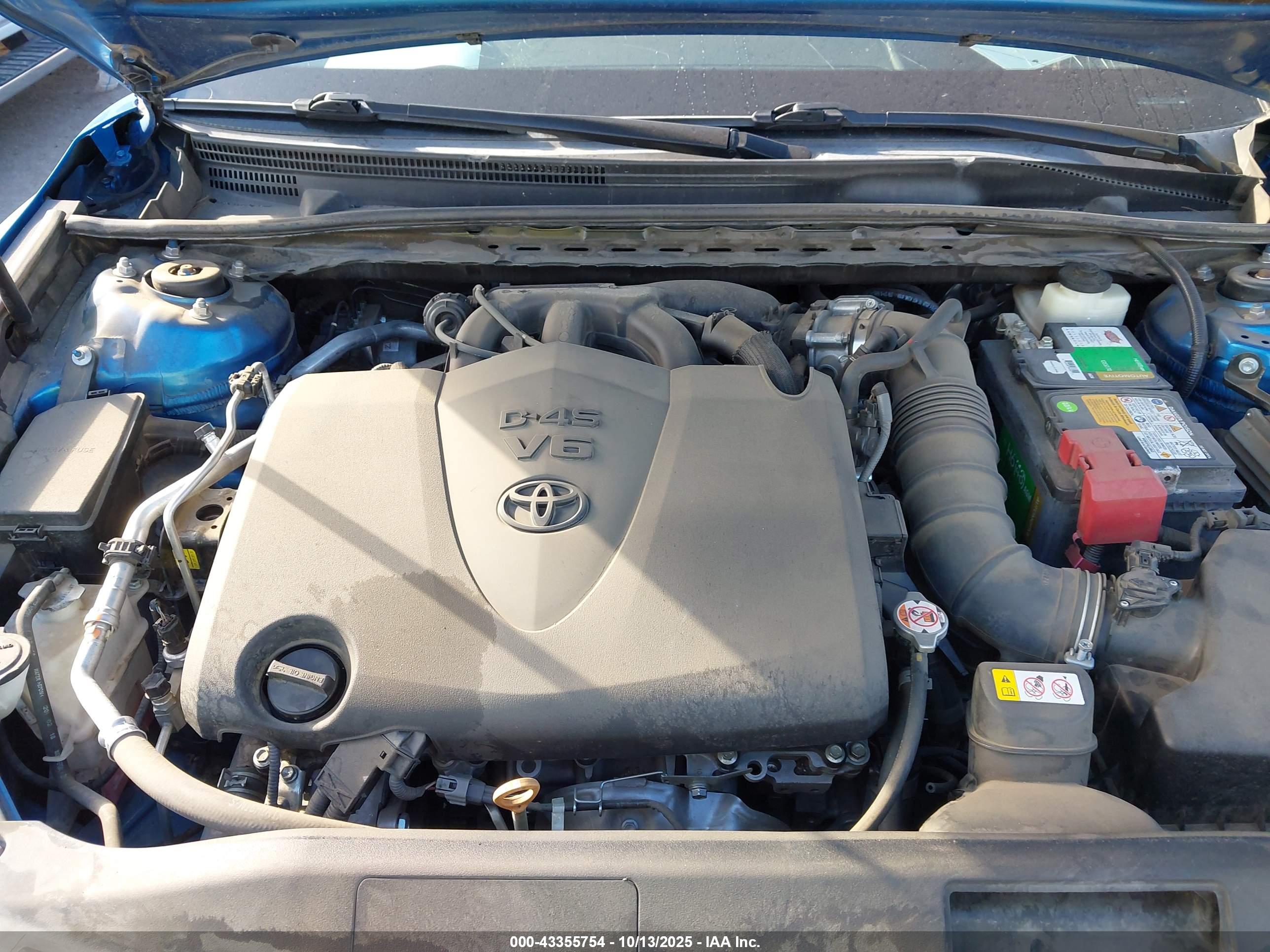 TOYOTA CAMRY image 10