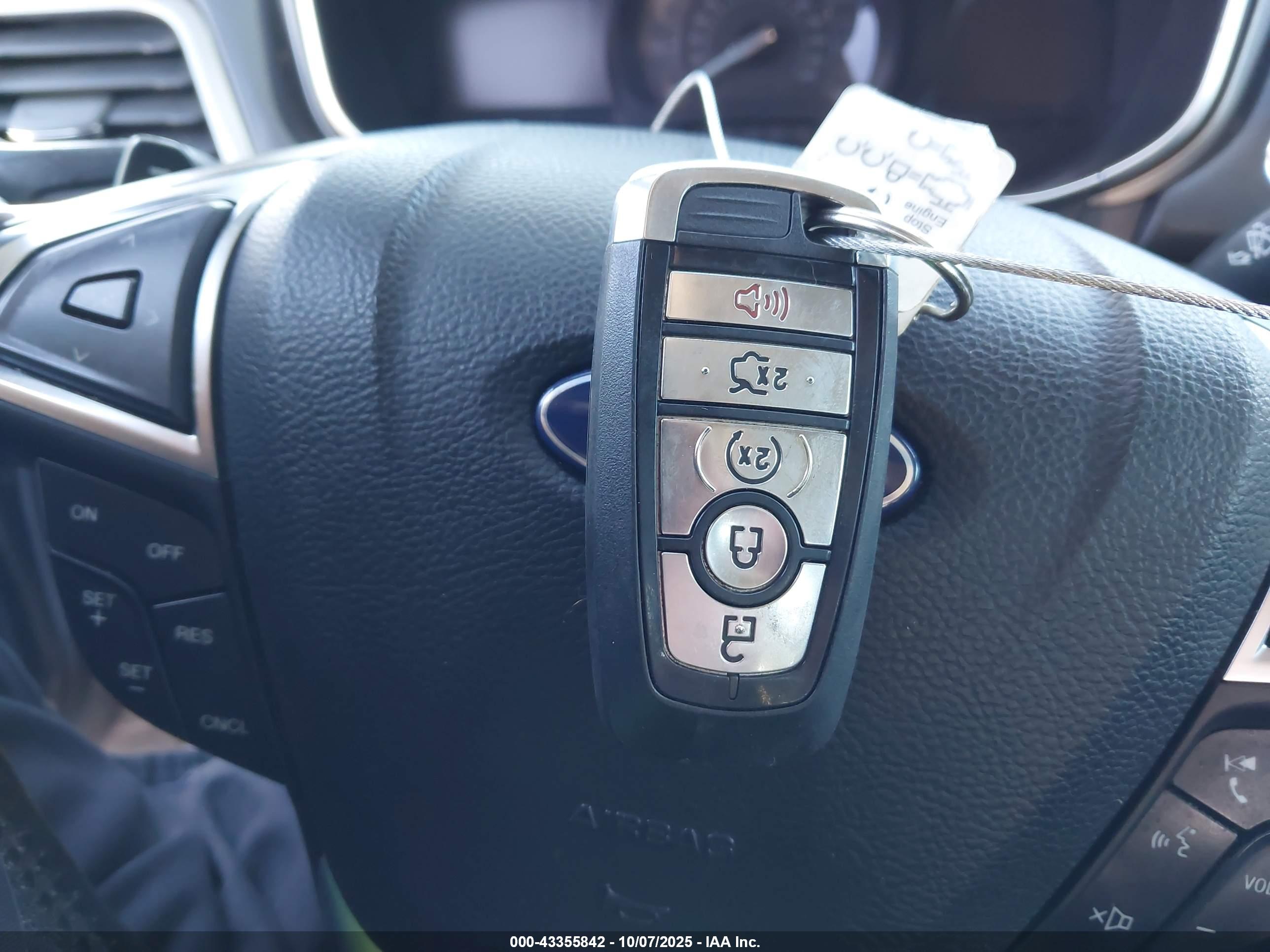 FORD FUSION image 11