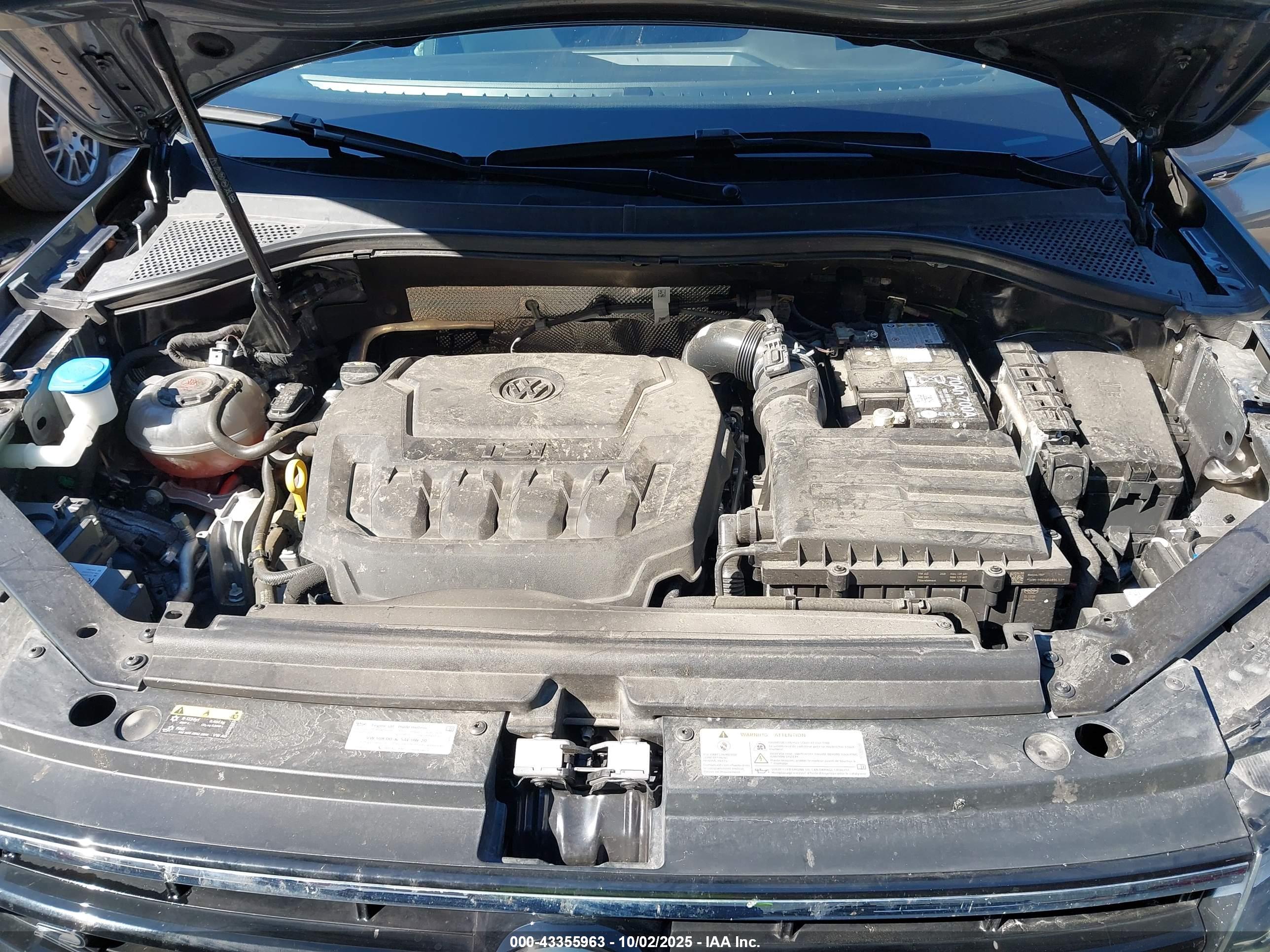 VOLKSWAGEN TIGUAN image 10