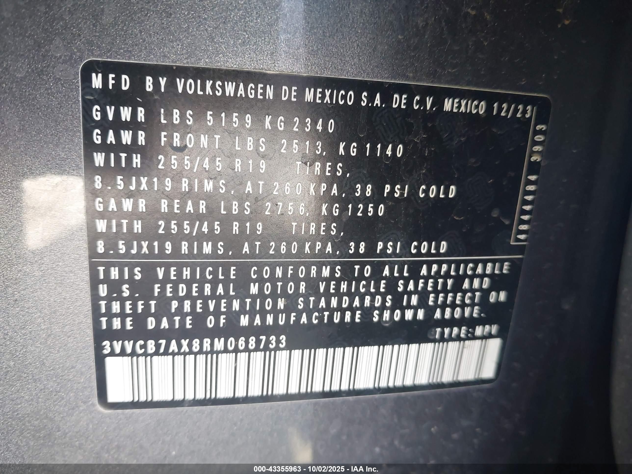 VOLKSWAGEN TIGUAN image 9