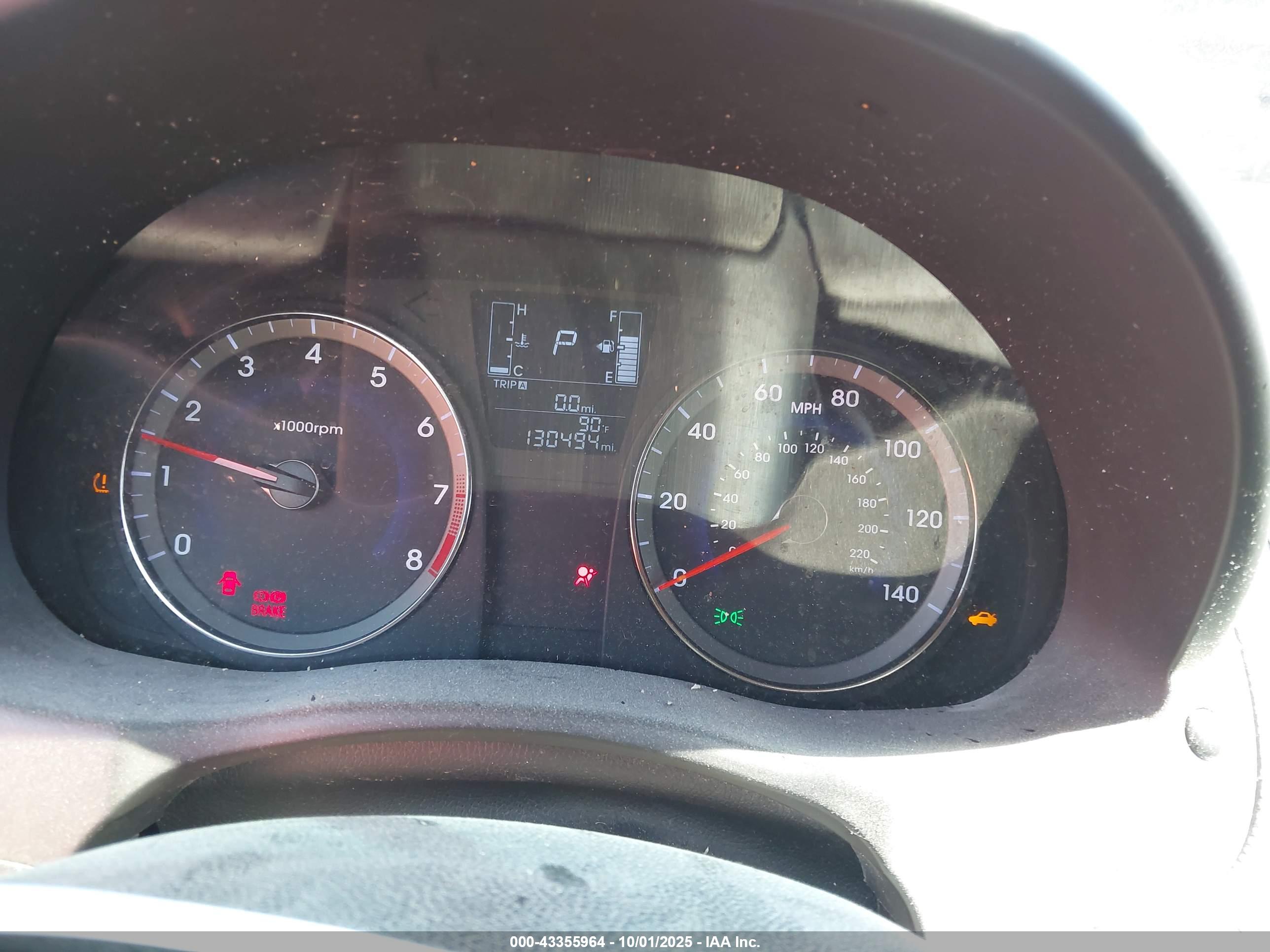 HYUNDAI ACCENT image 7