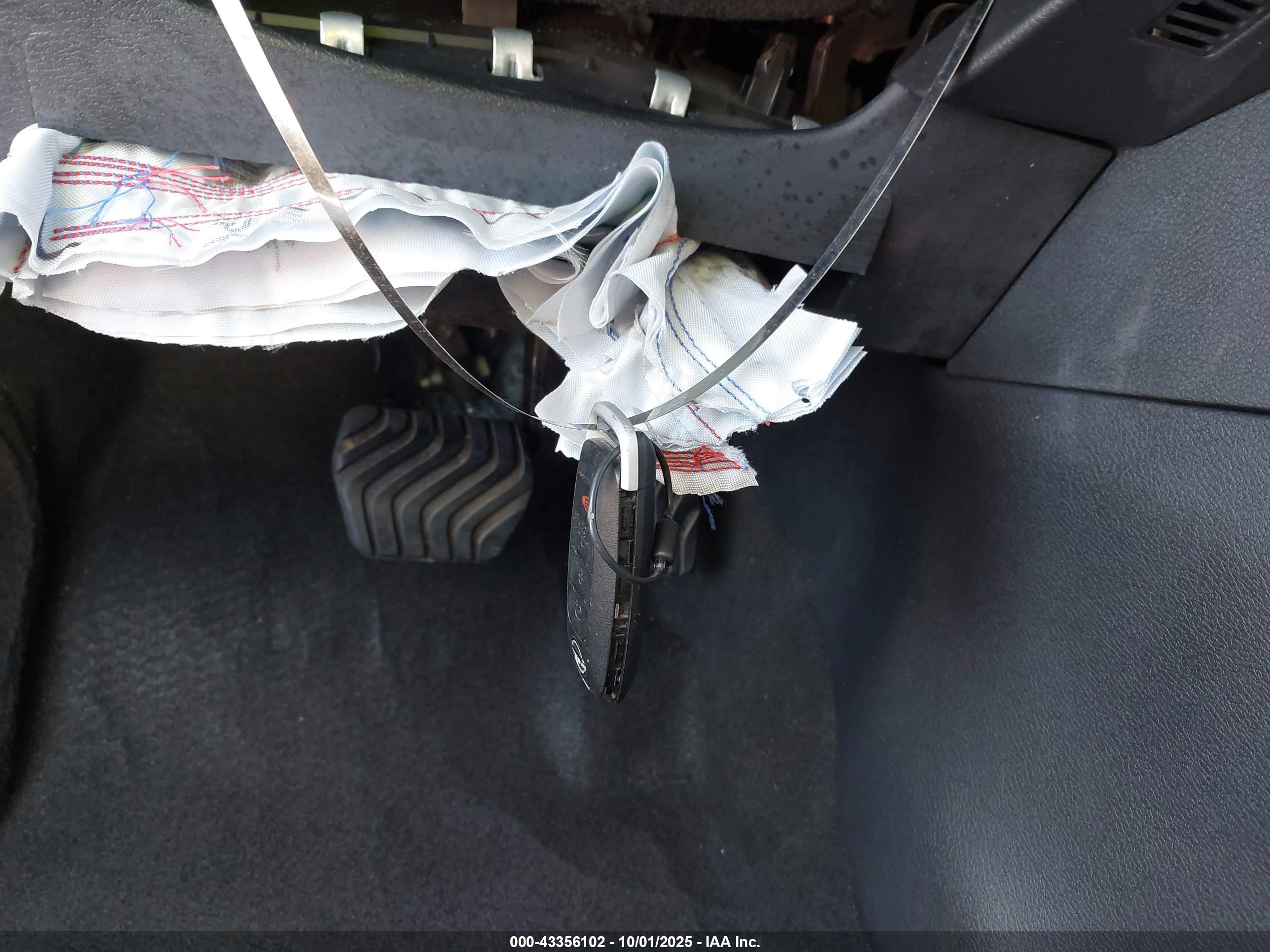 NISSAN KICKS image 11