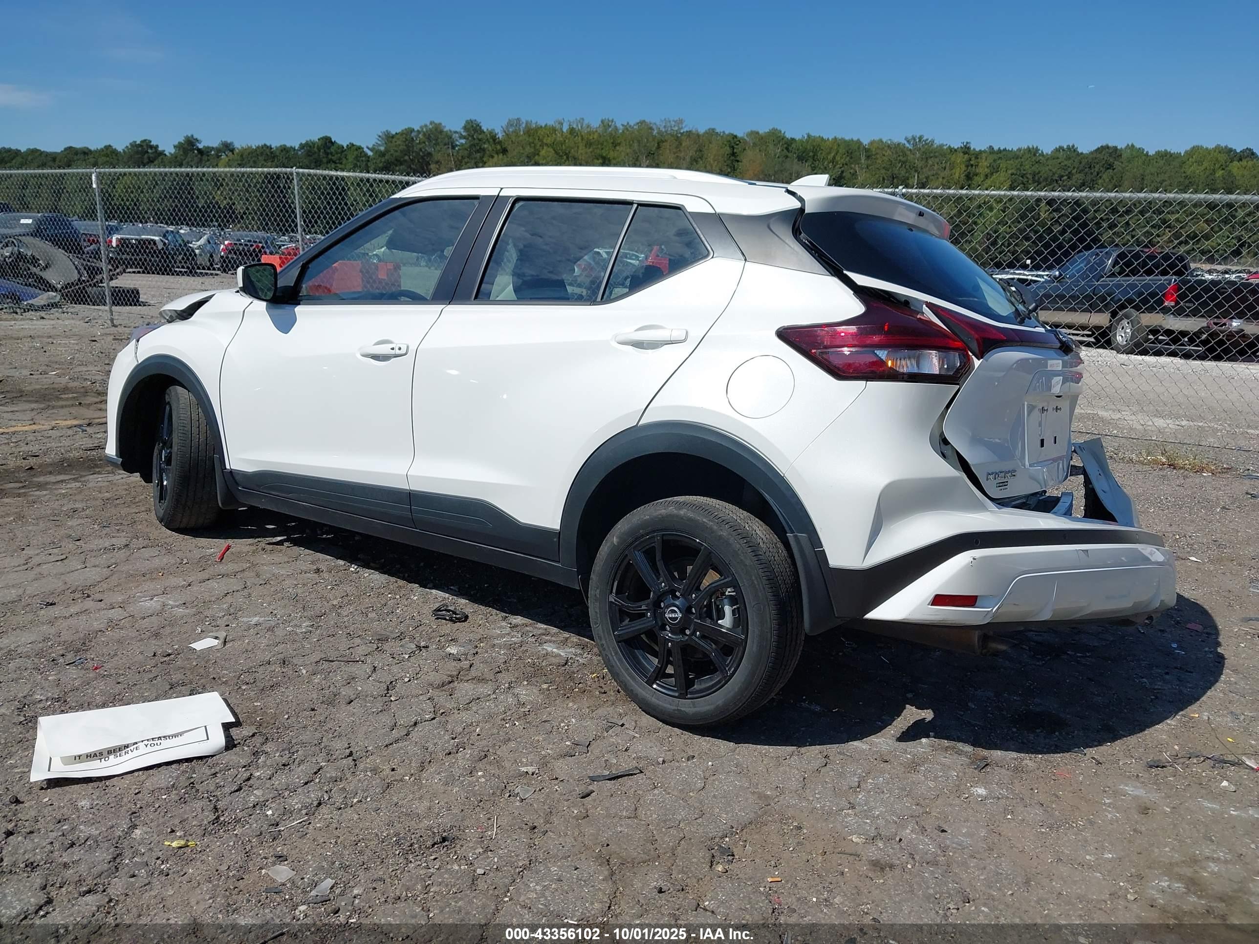 NISSAN KICKS image 3