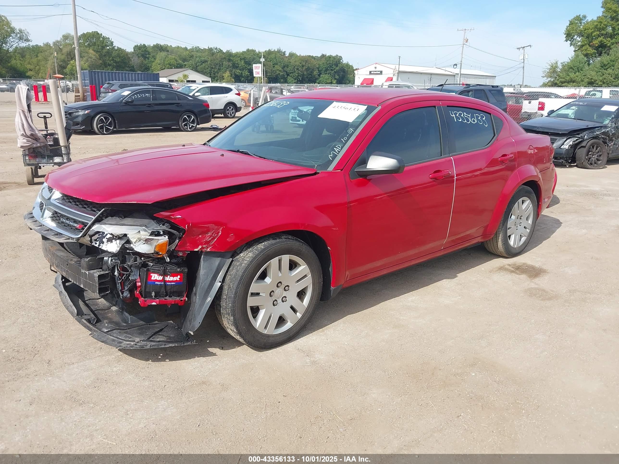 DODGE AVENGER image 2