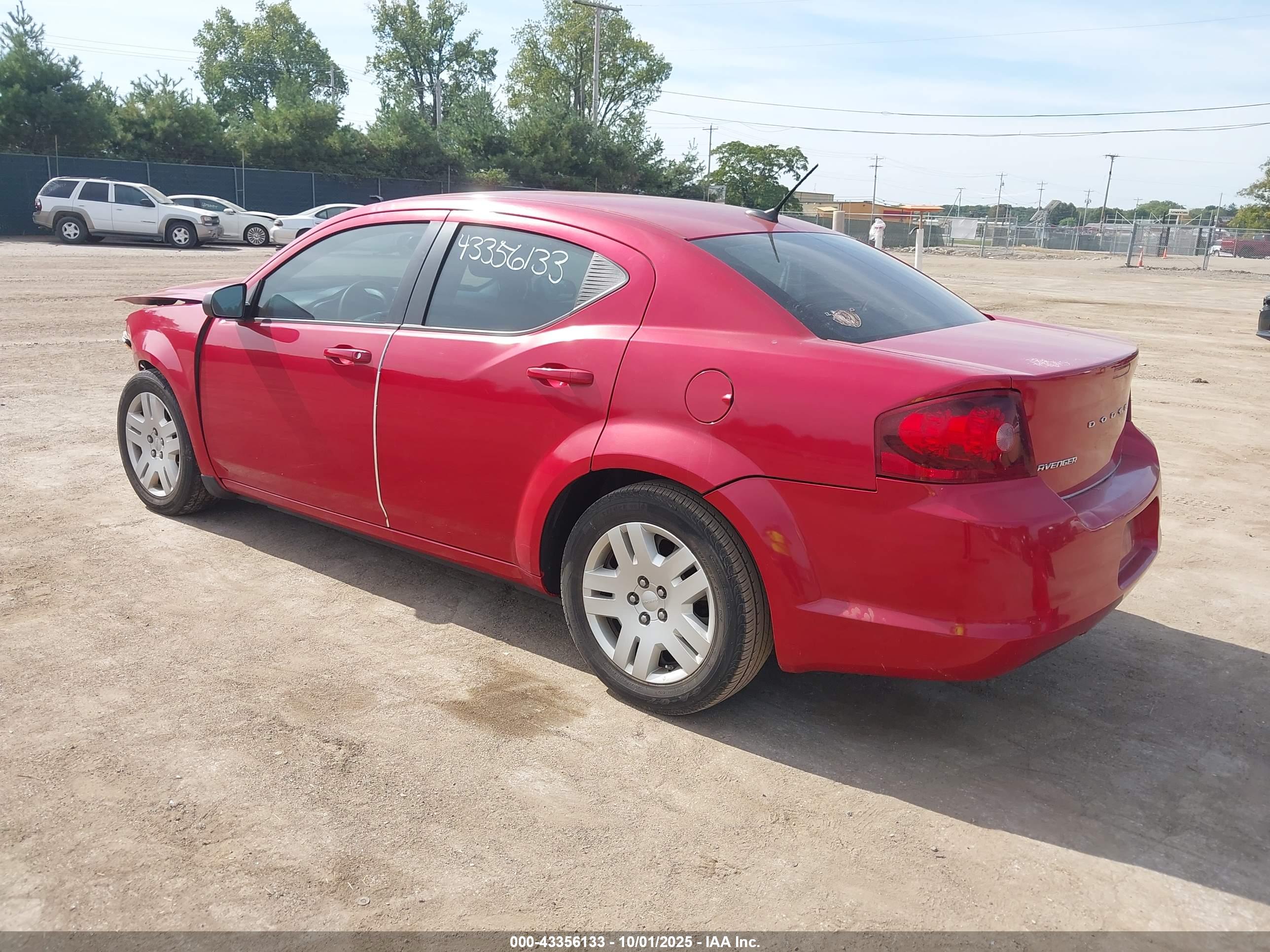 DODGE AVENGER image 3