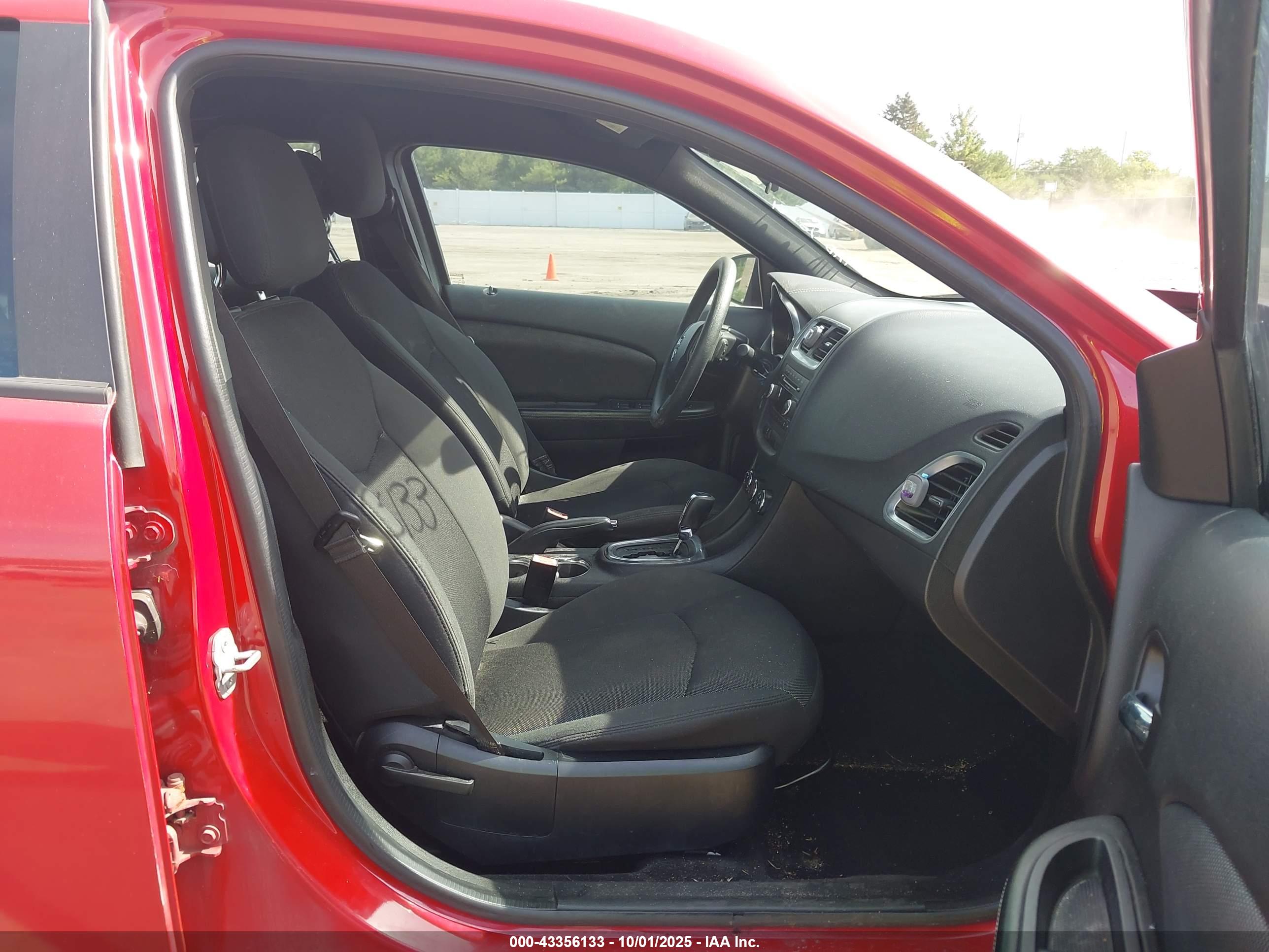 DODGE AVENGER image 5