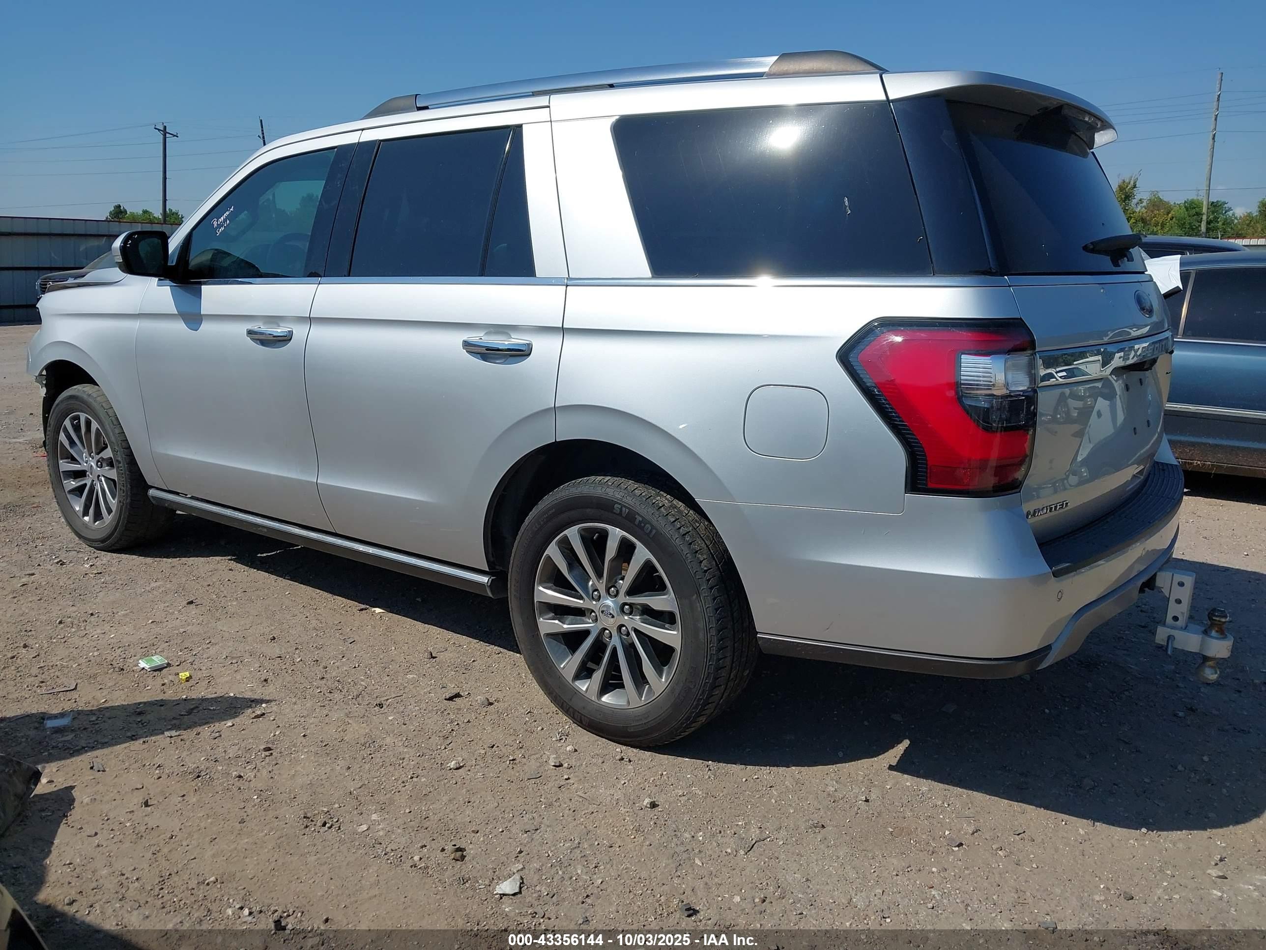 FORD EXPEDITION image 3