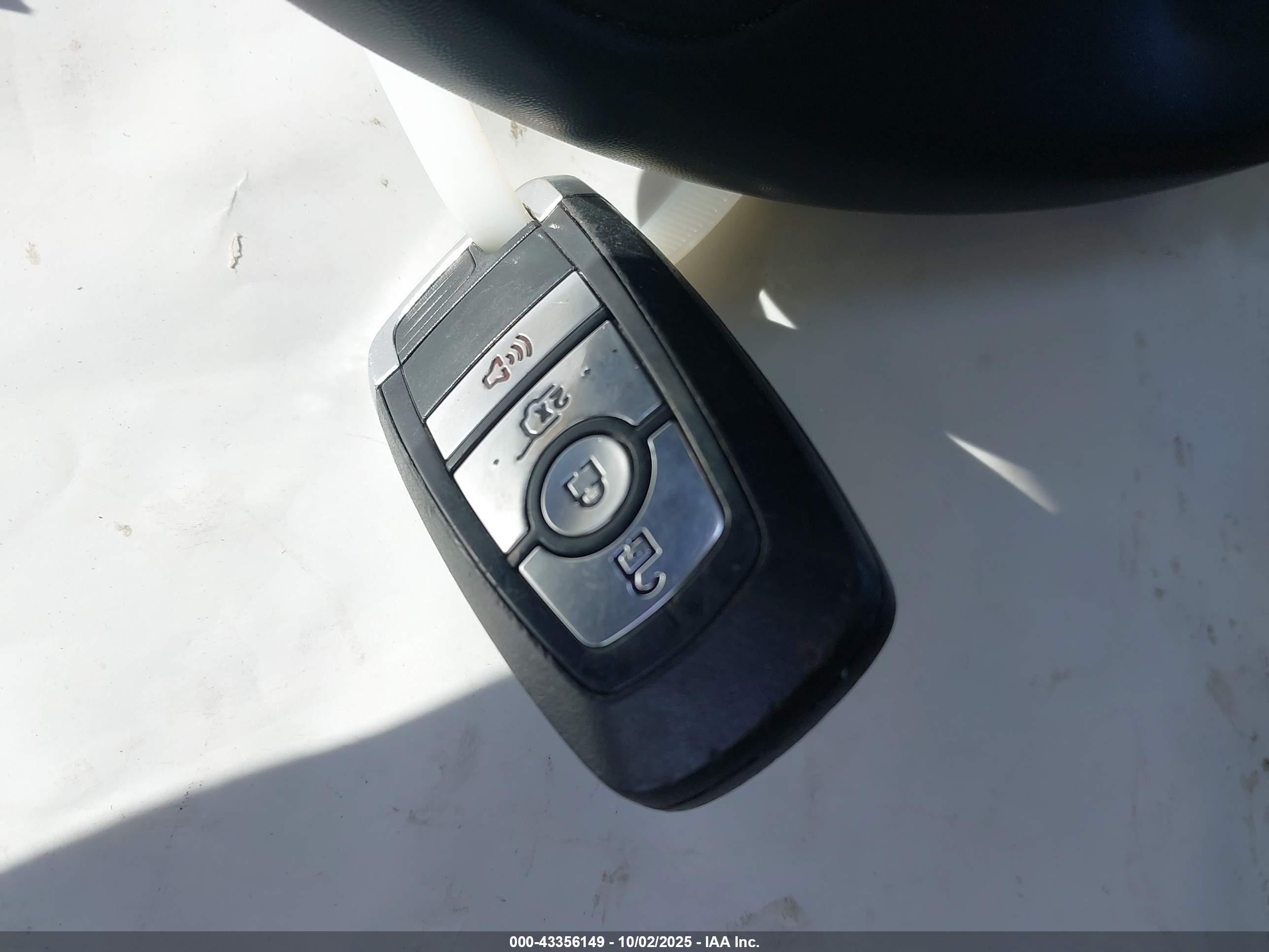 FORD MUSTANG image 11