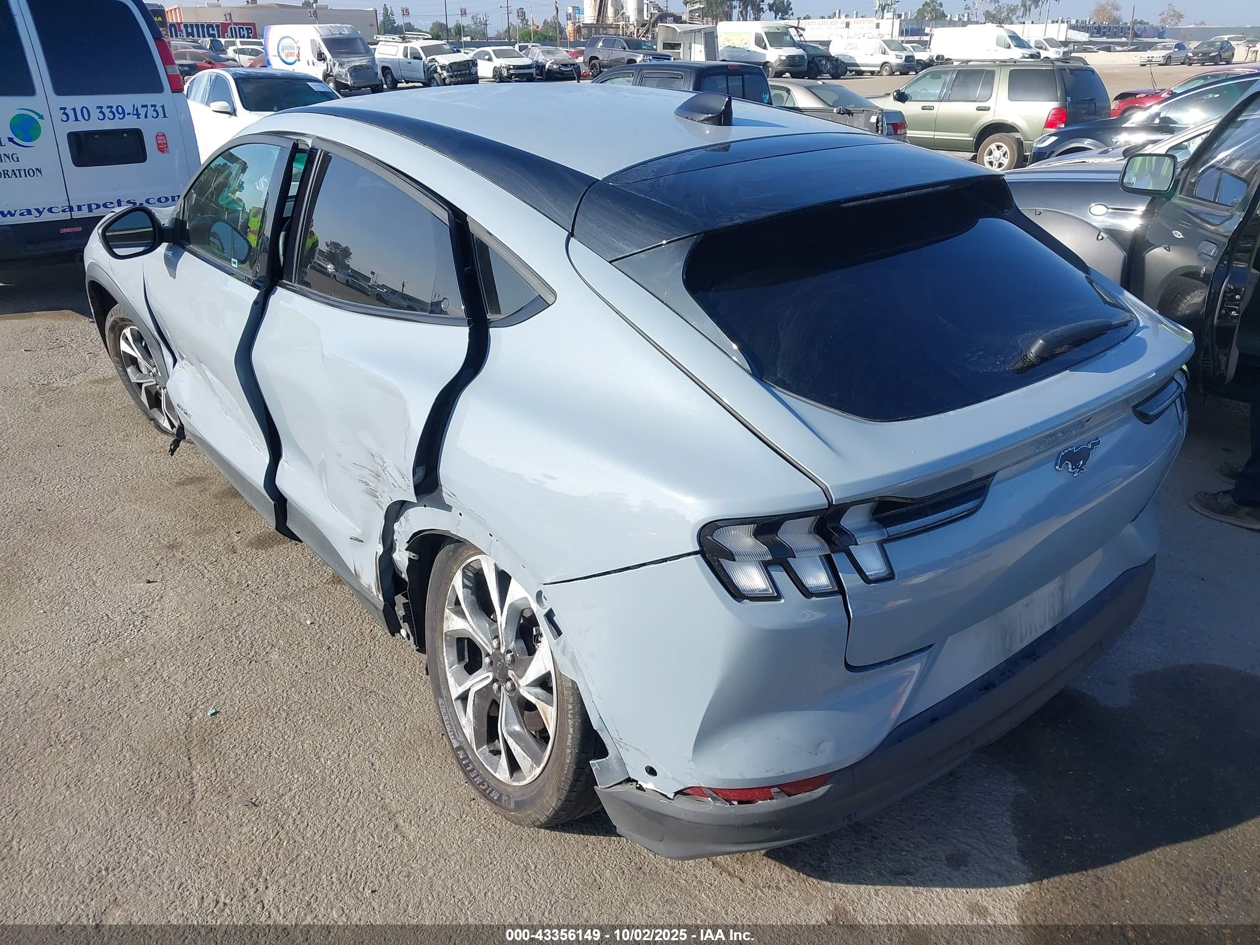FORD MUSTANG image 3