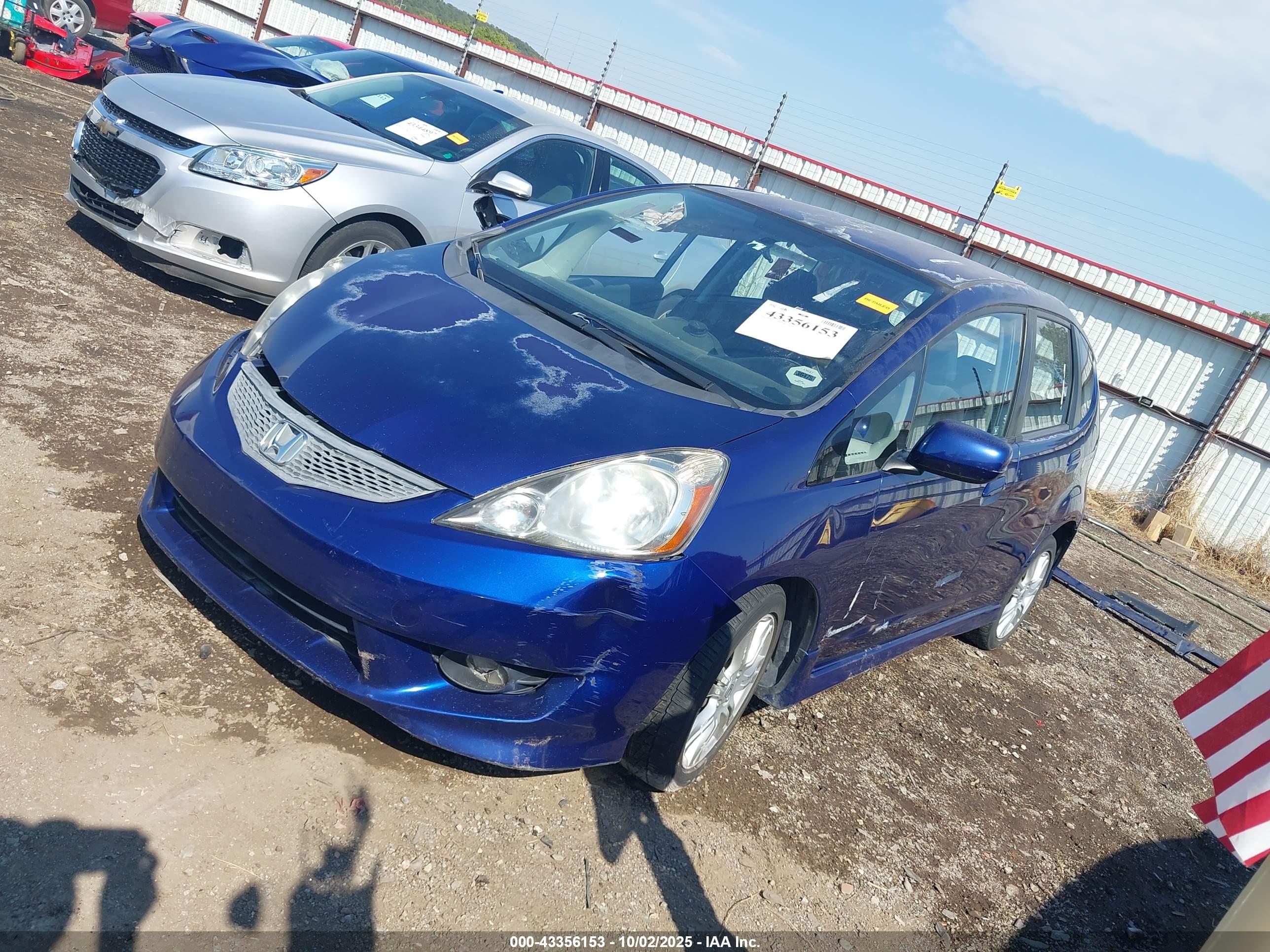 HONDA FIT image 2