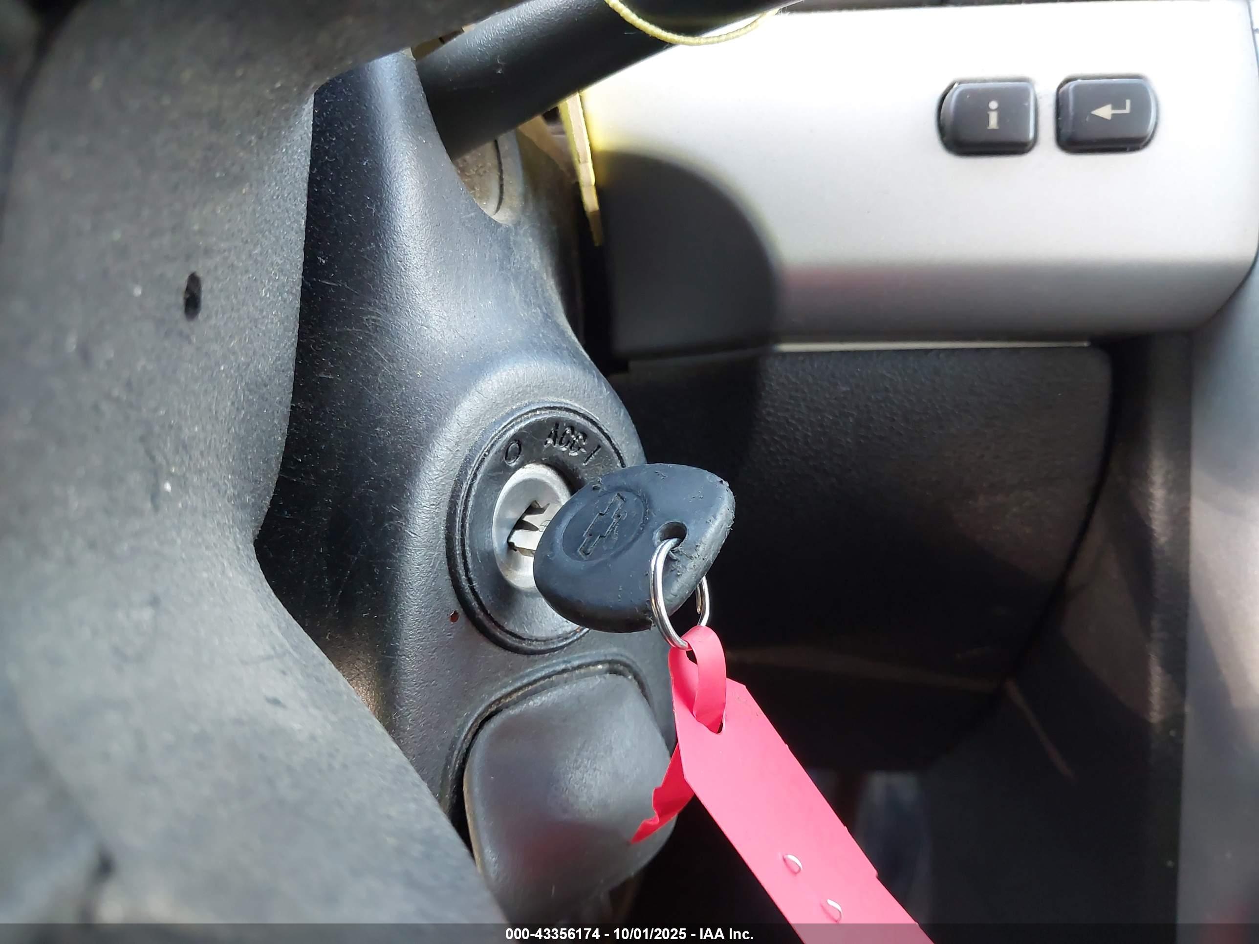 CHEVROLET COBALT image 11