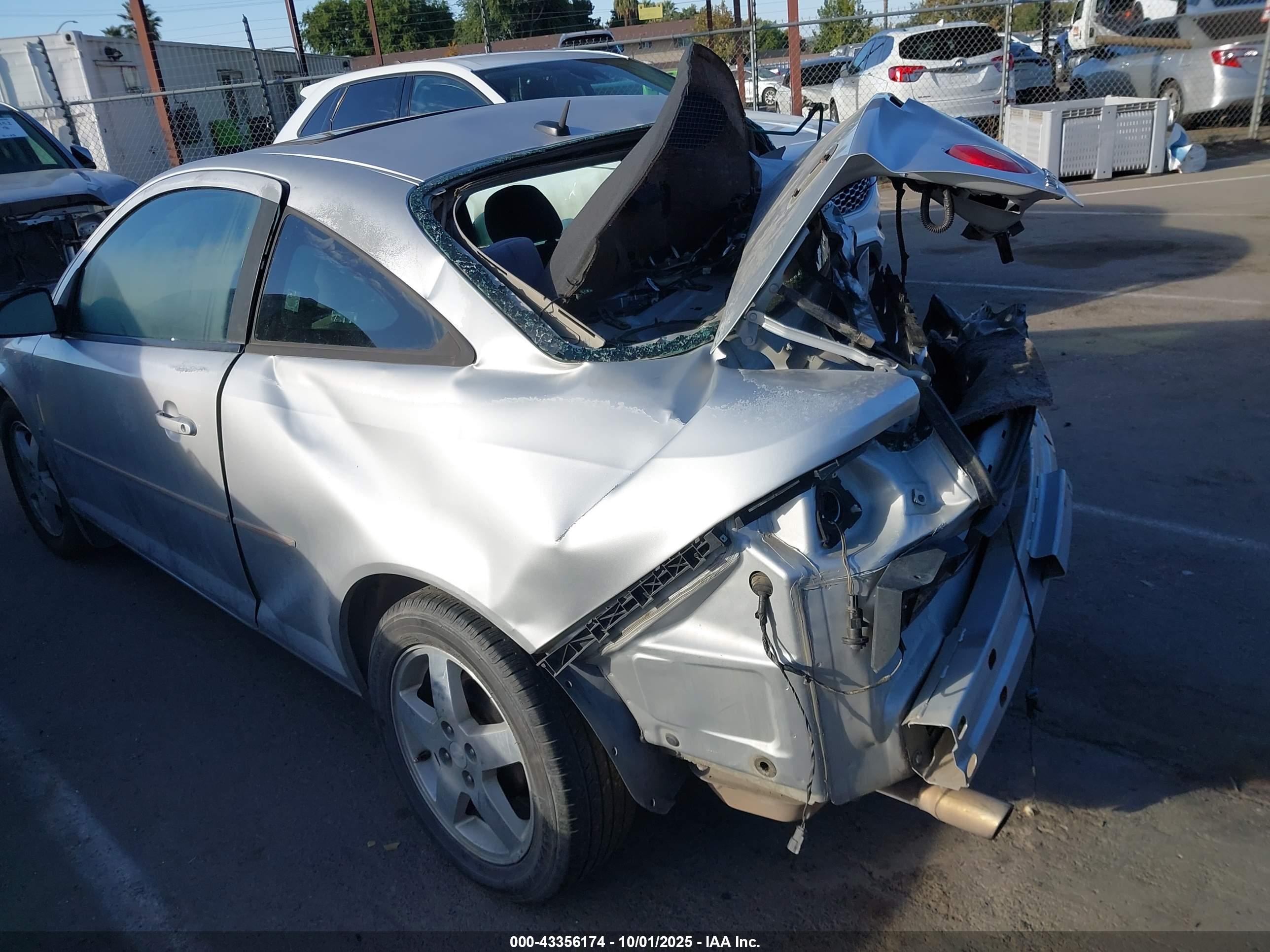 CHEVROLET COBALT image 6