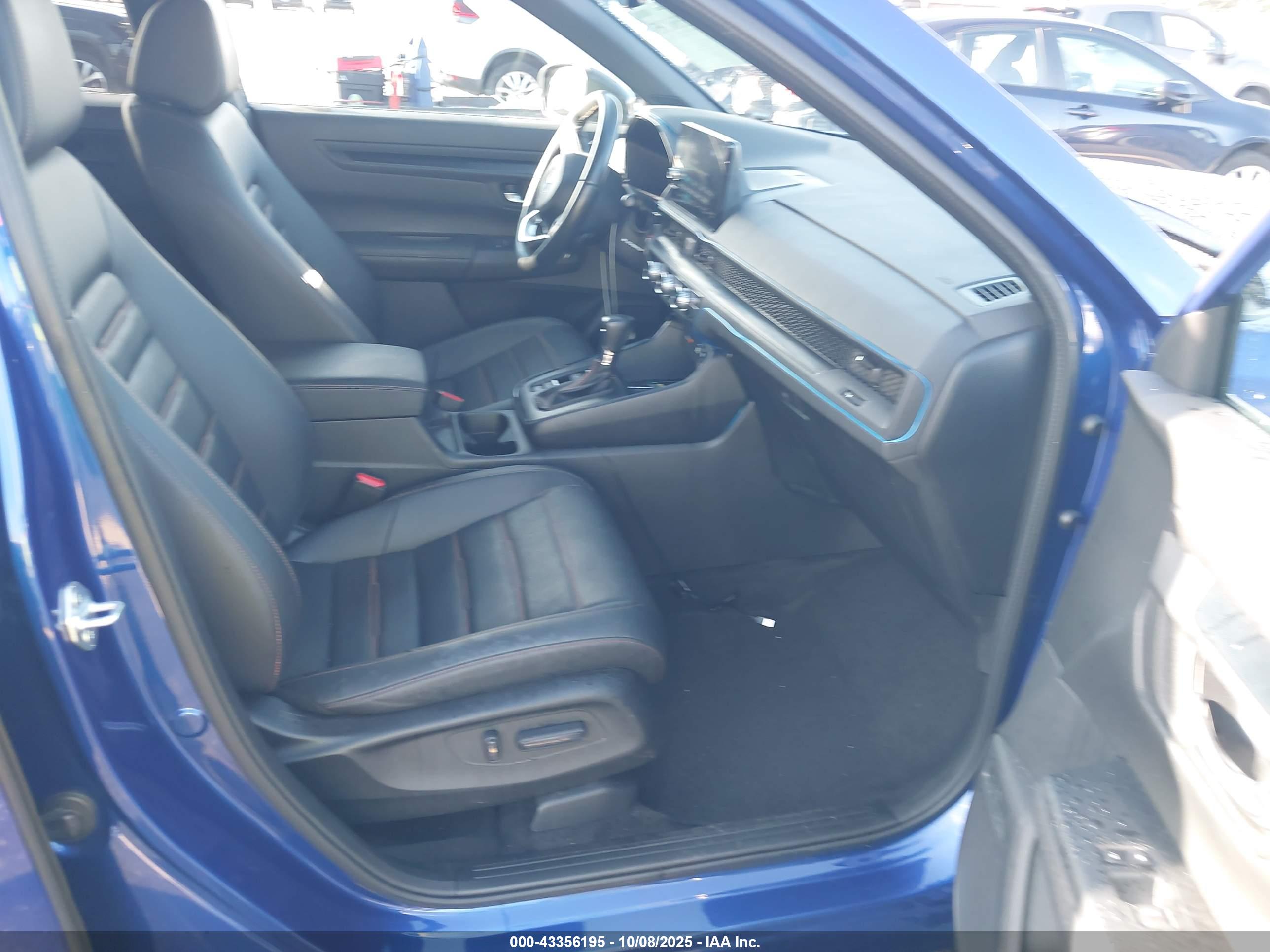 HONDA CR-V image 5