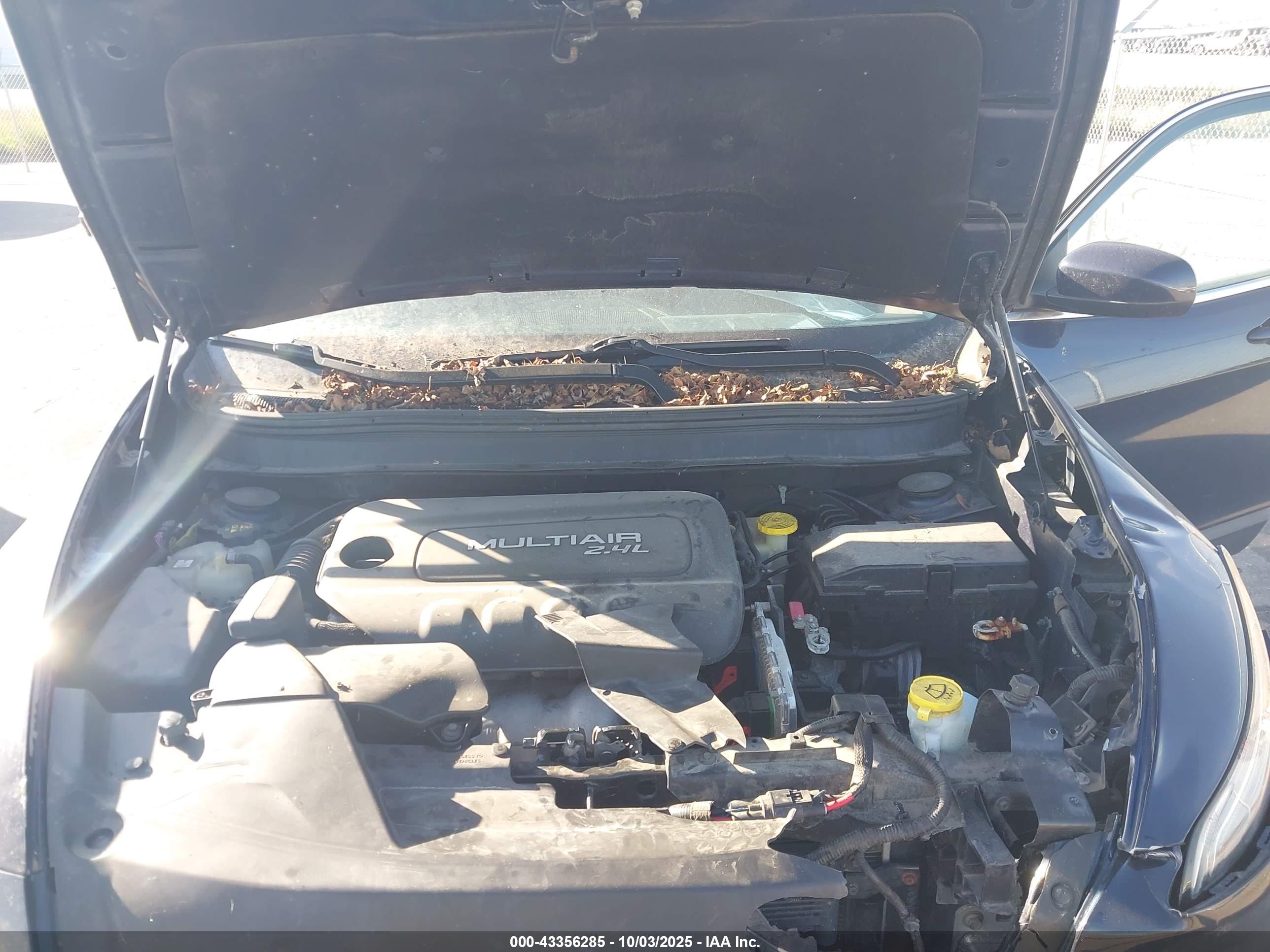 JEEP CHEROKEE image 10