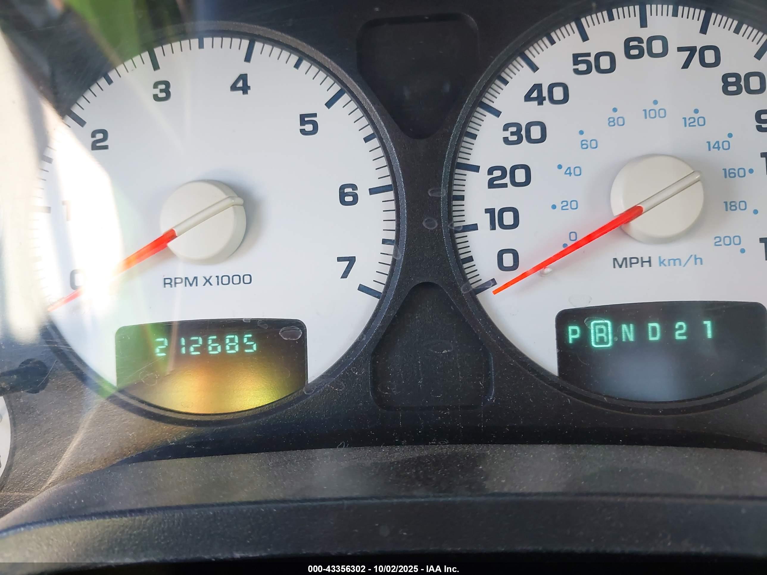 DODGE RAM image 7