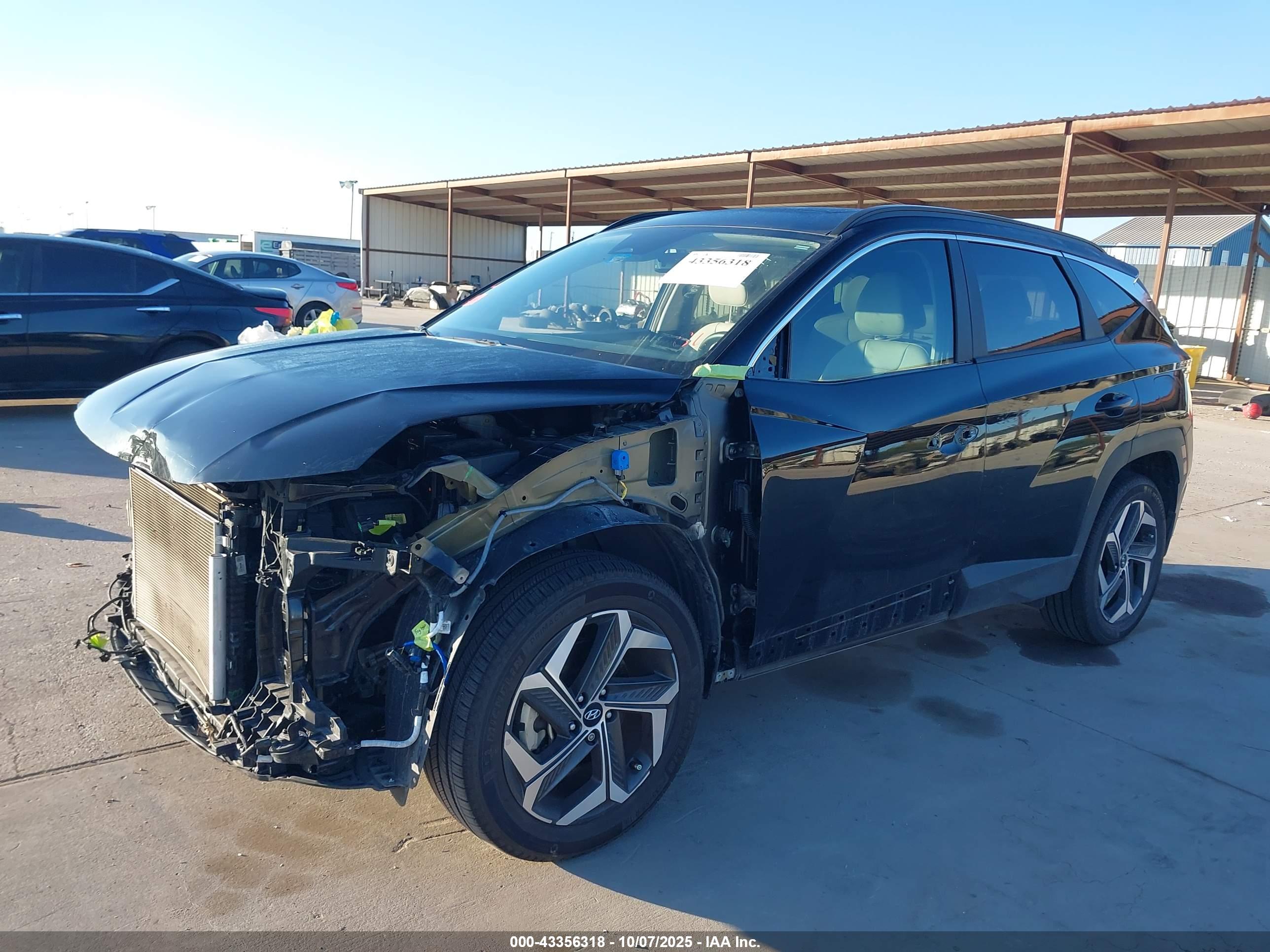 HYUNDAI TUCSON image 2
