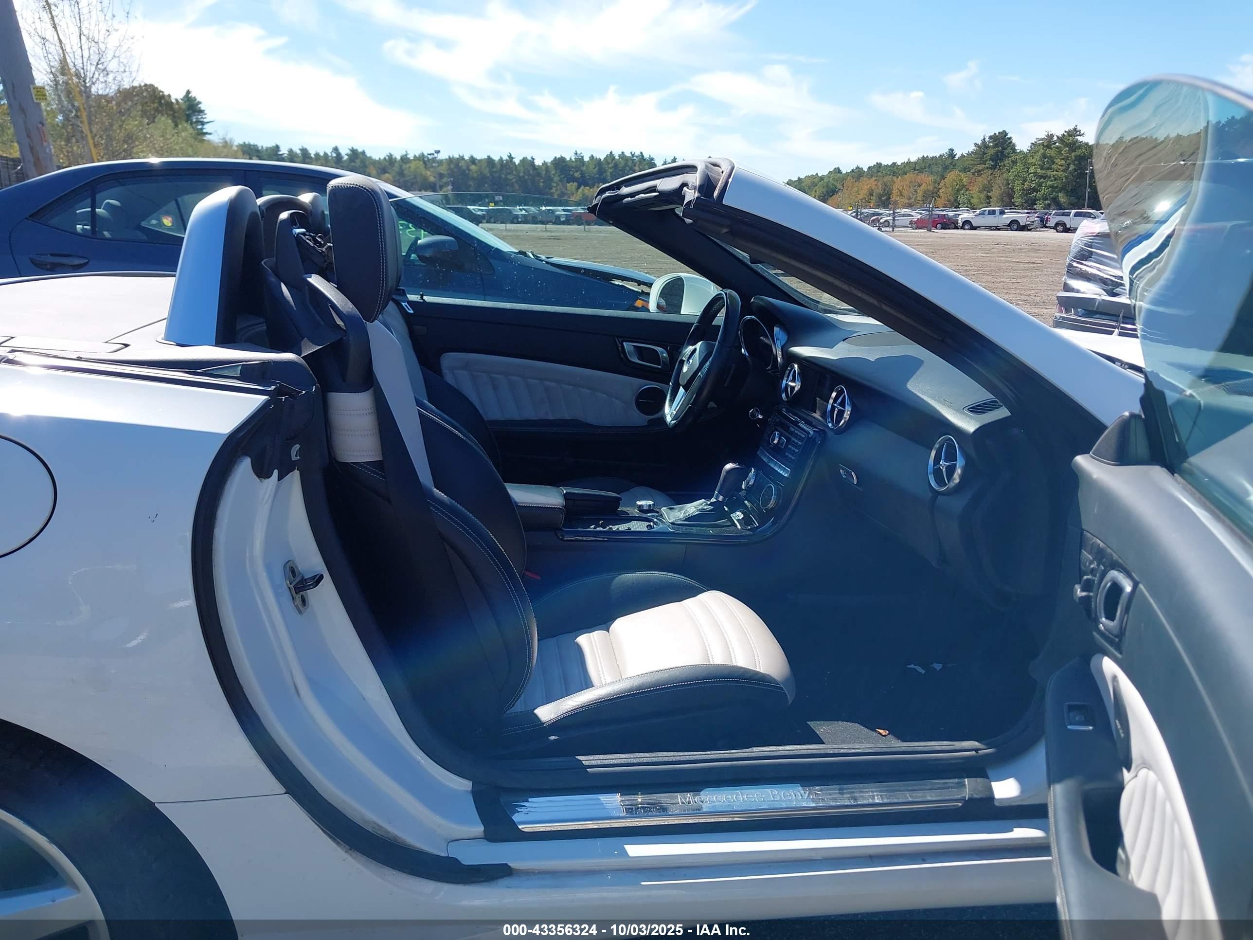 MERCEDES-BENZ SLK image 5