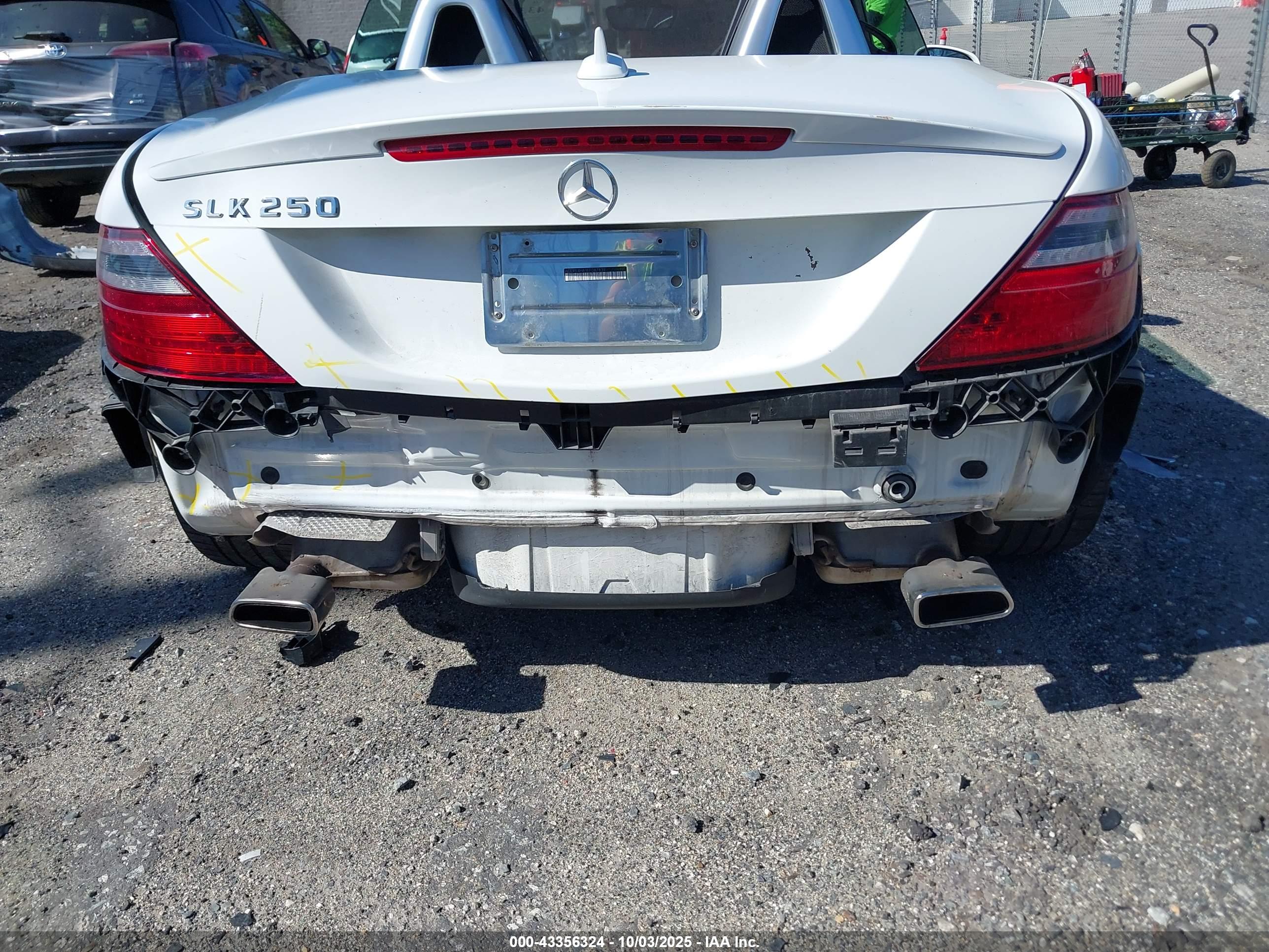 MERCEDES-BENZ SLK image 6