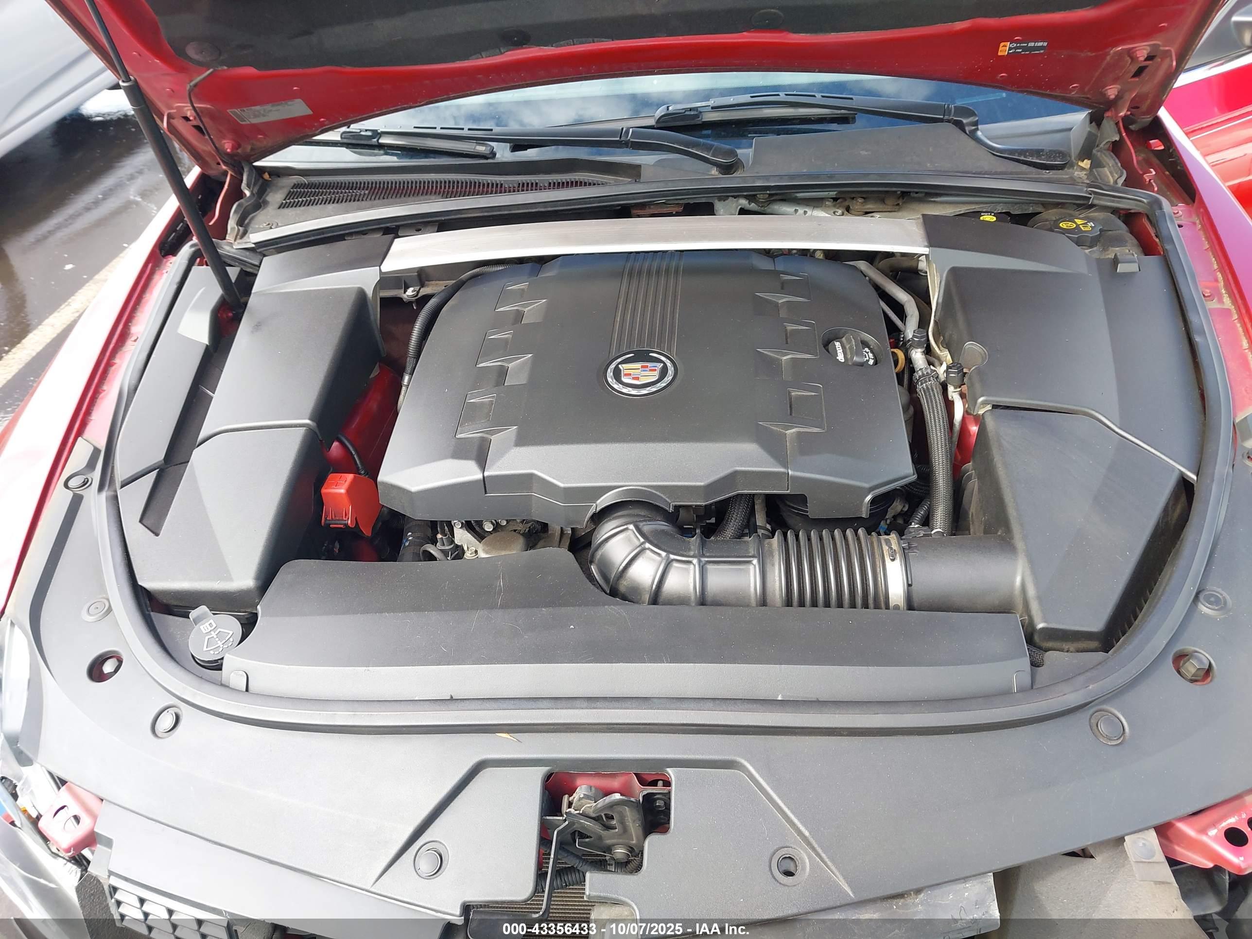 CADILLAC CTS image 10