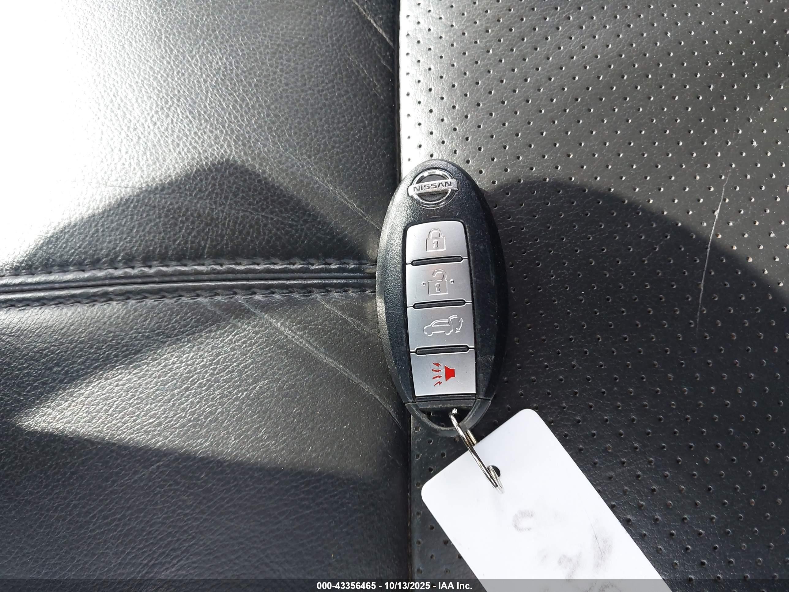 NISSAN MURANO image 11