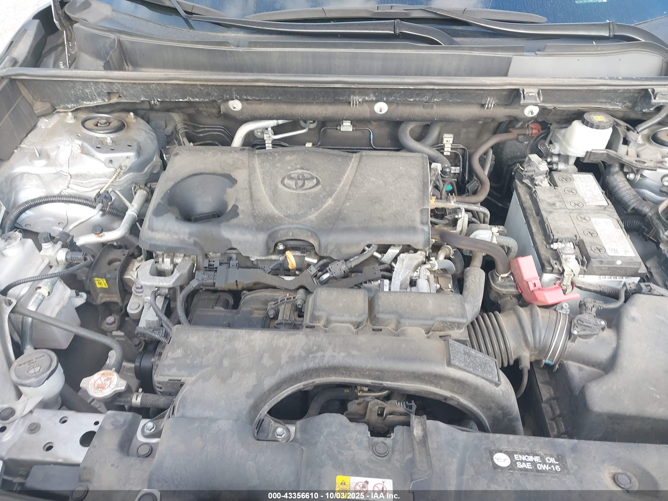 TOYOTA RAV4 image 10