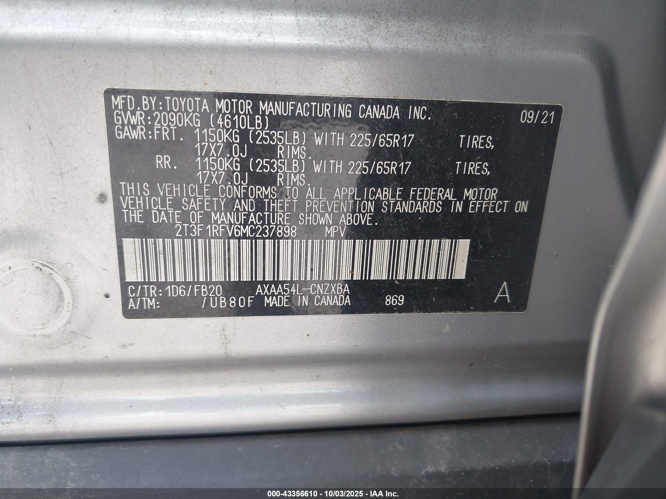 TOYOTA RAV4 image 9