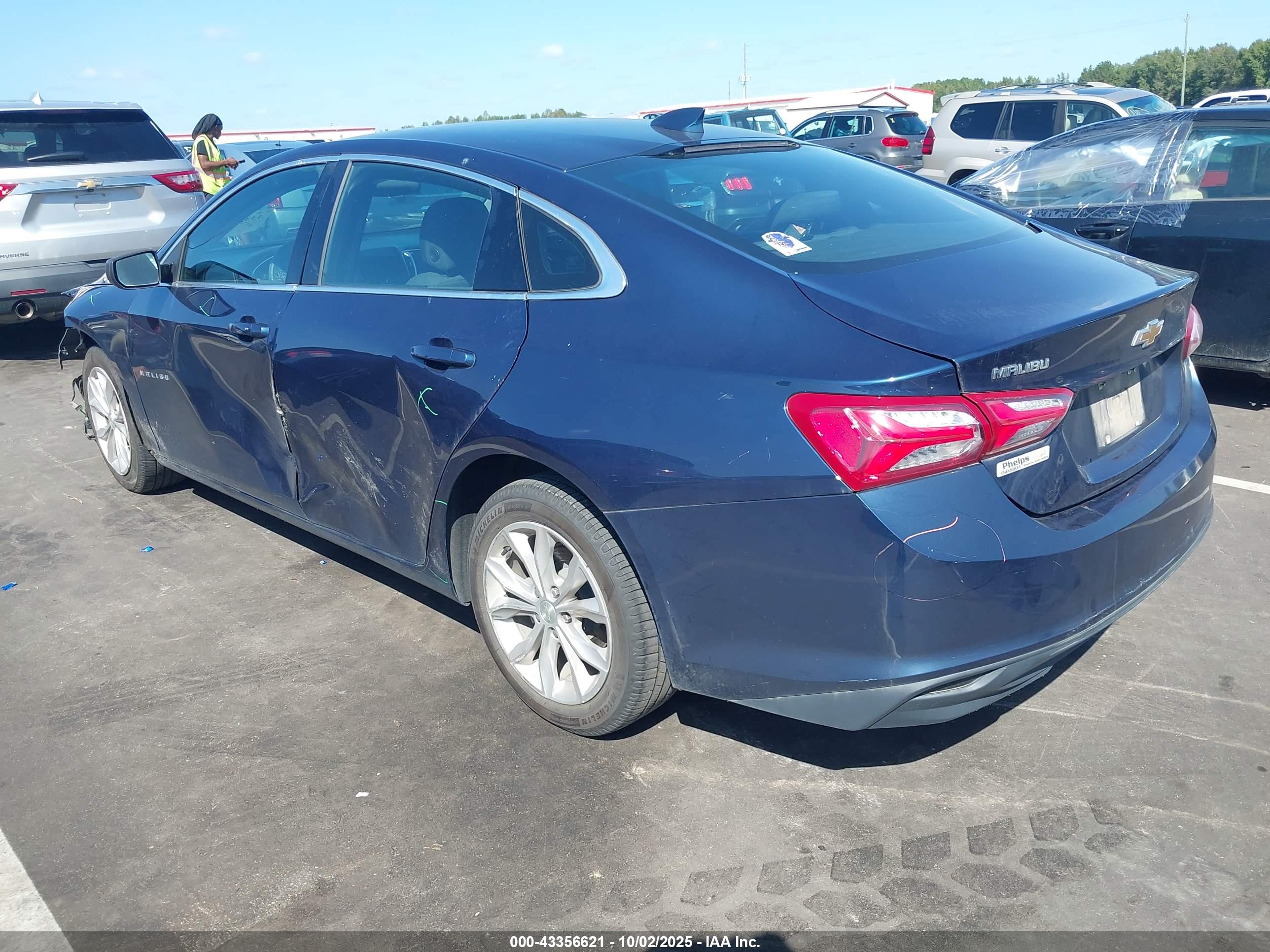 CHEVROLET MALIBU image 3