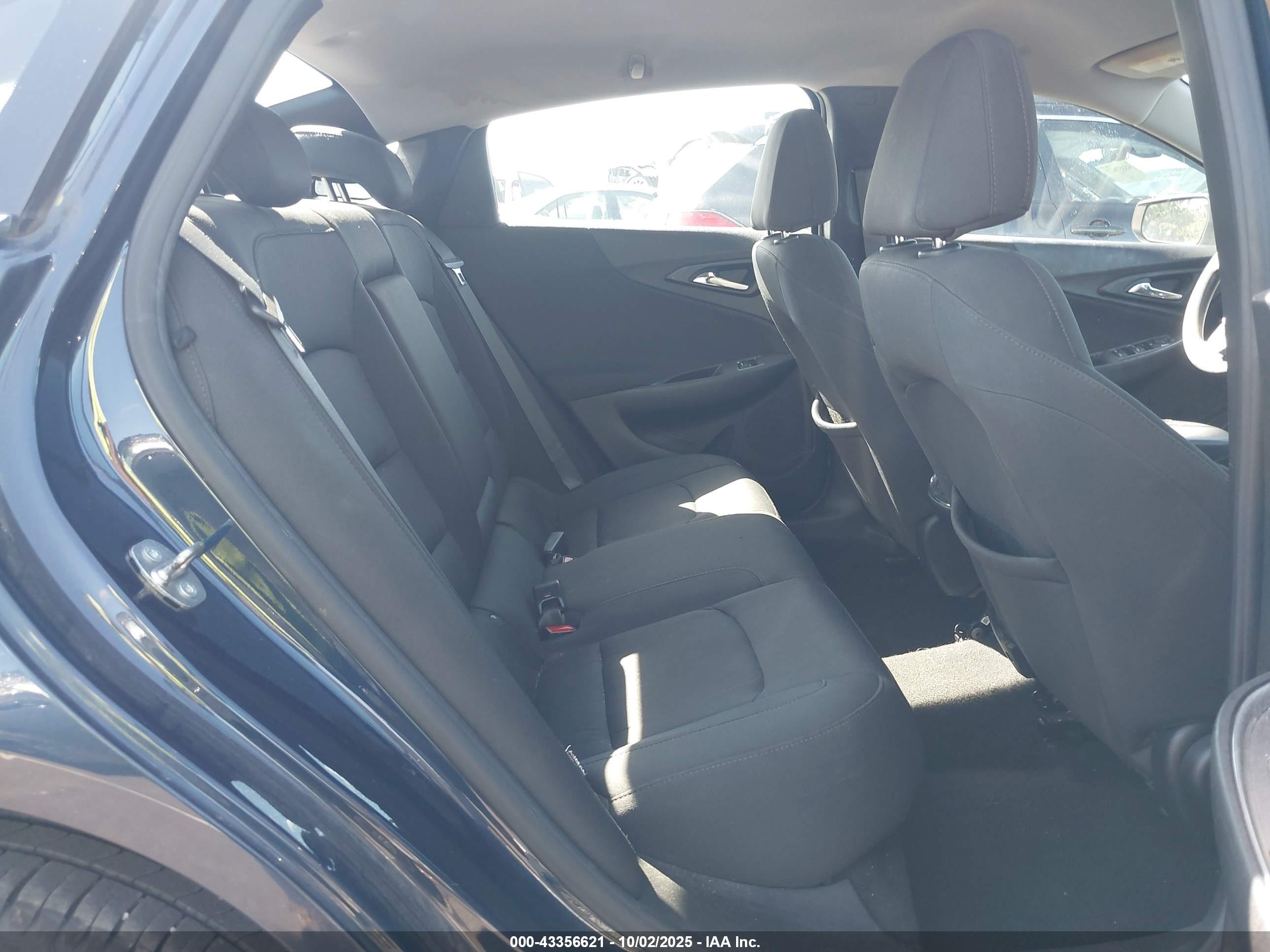 CHEVROLET MALIBU image 8