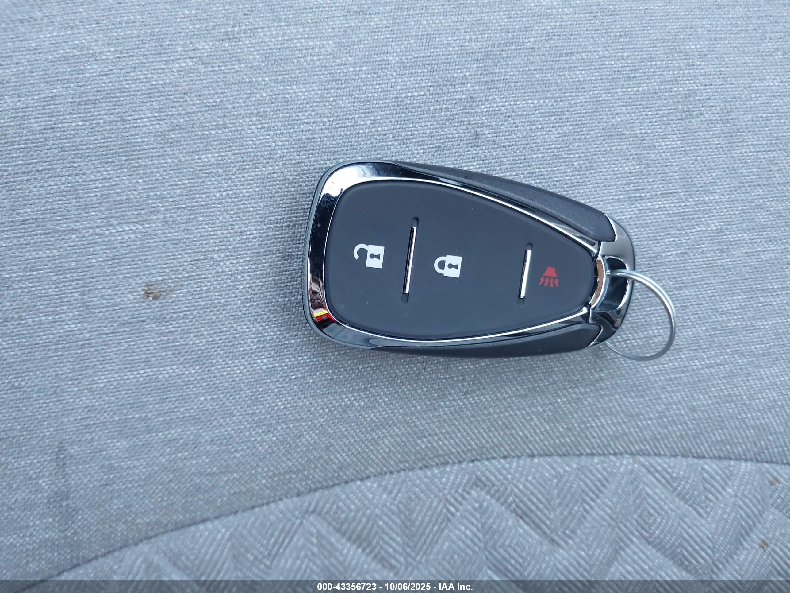 CHEVROLET EQUINOX image 11